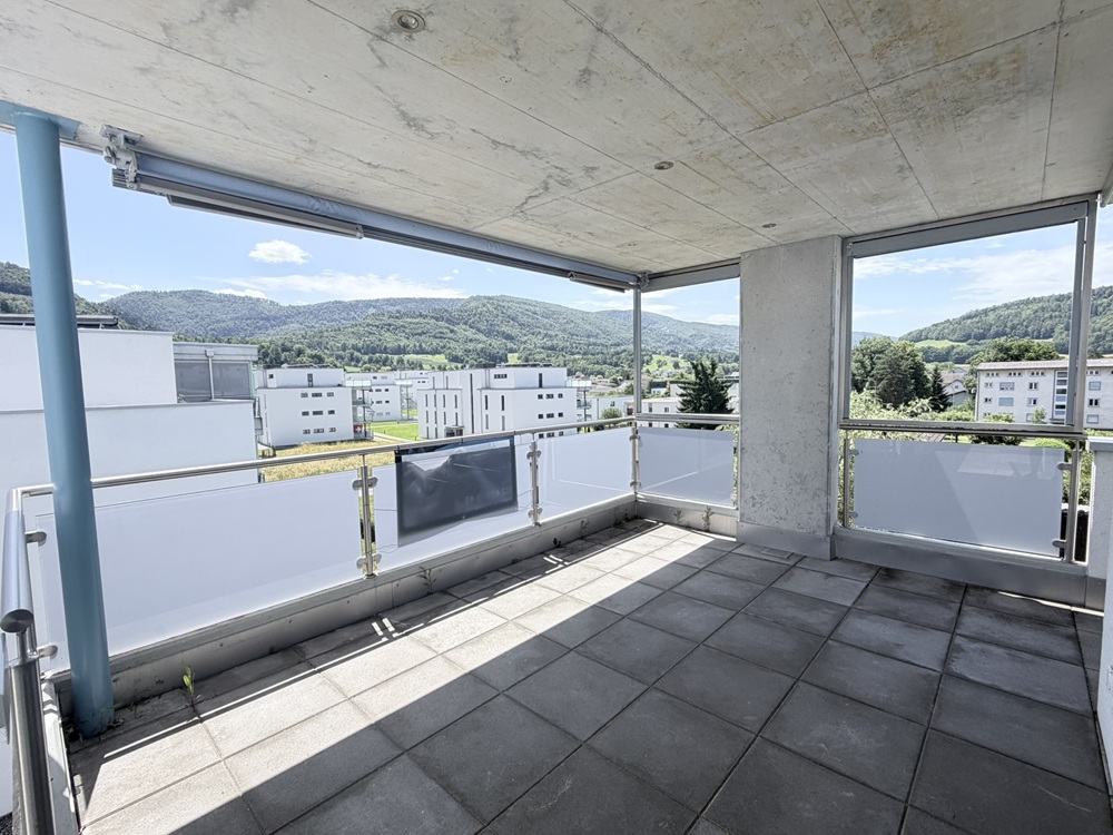 Balkon mit Bergblick