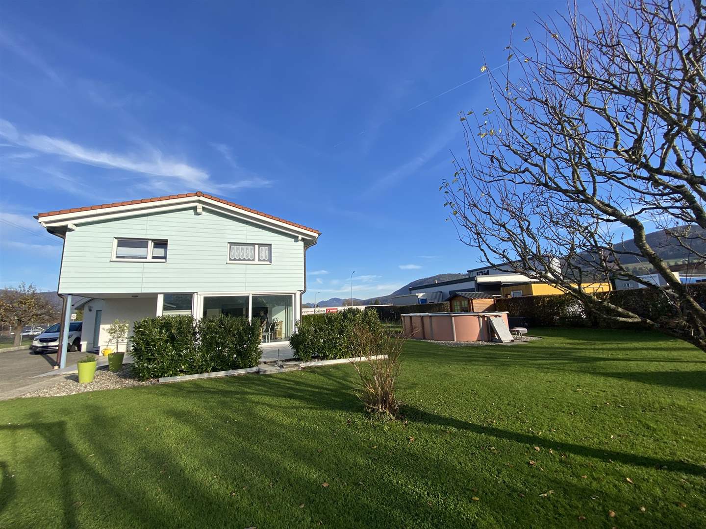 Einfamilienhaus mit Garten