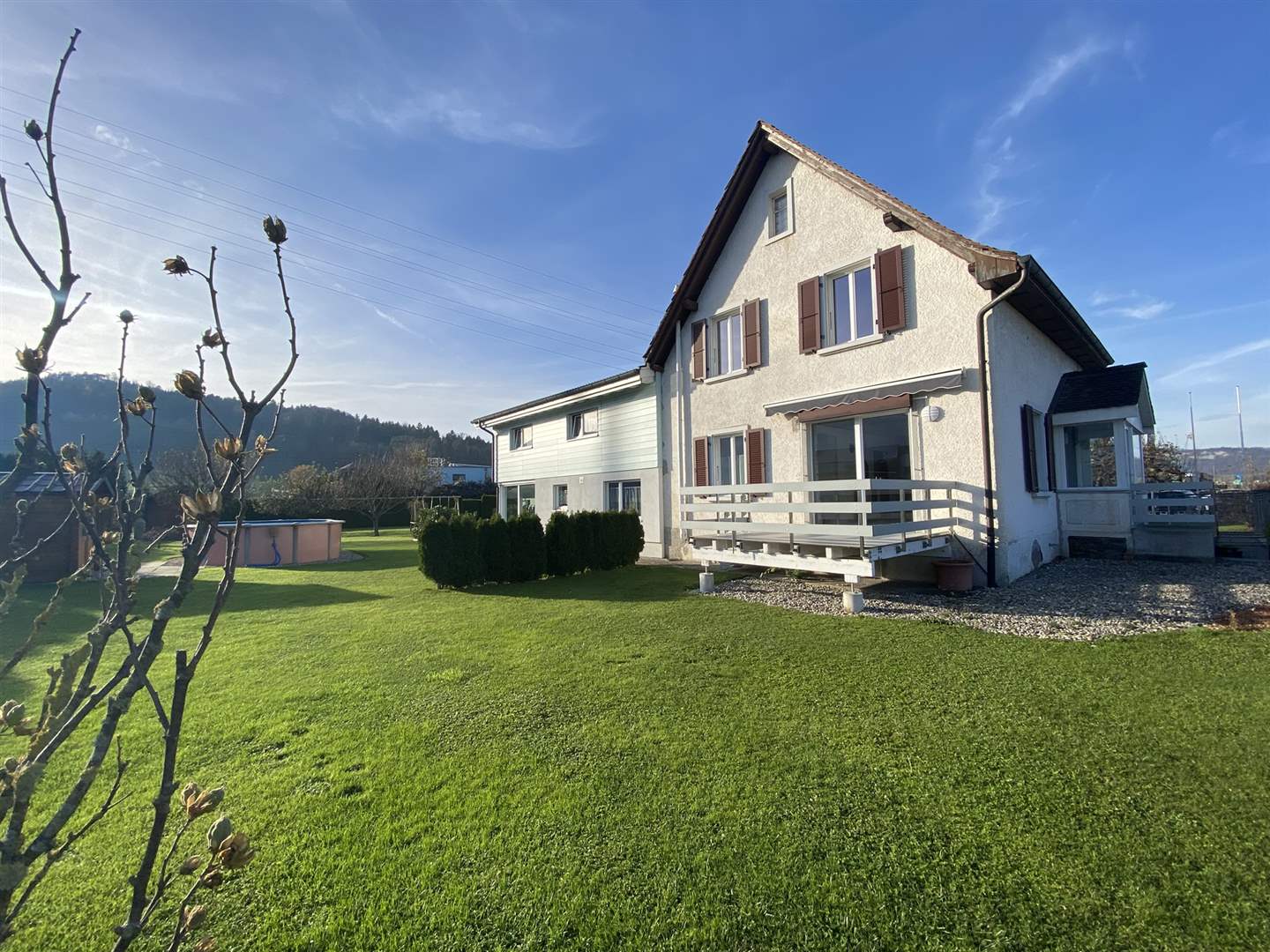 Einfamilienhaus mit großem Garten