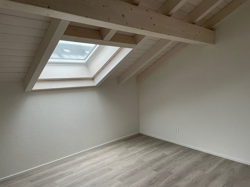 Ausgebauter Dachraum mit Dachfenster