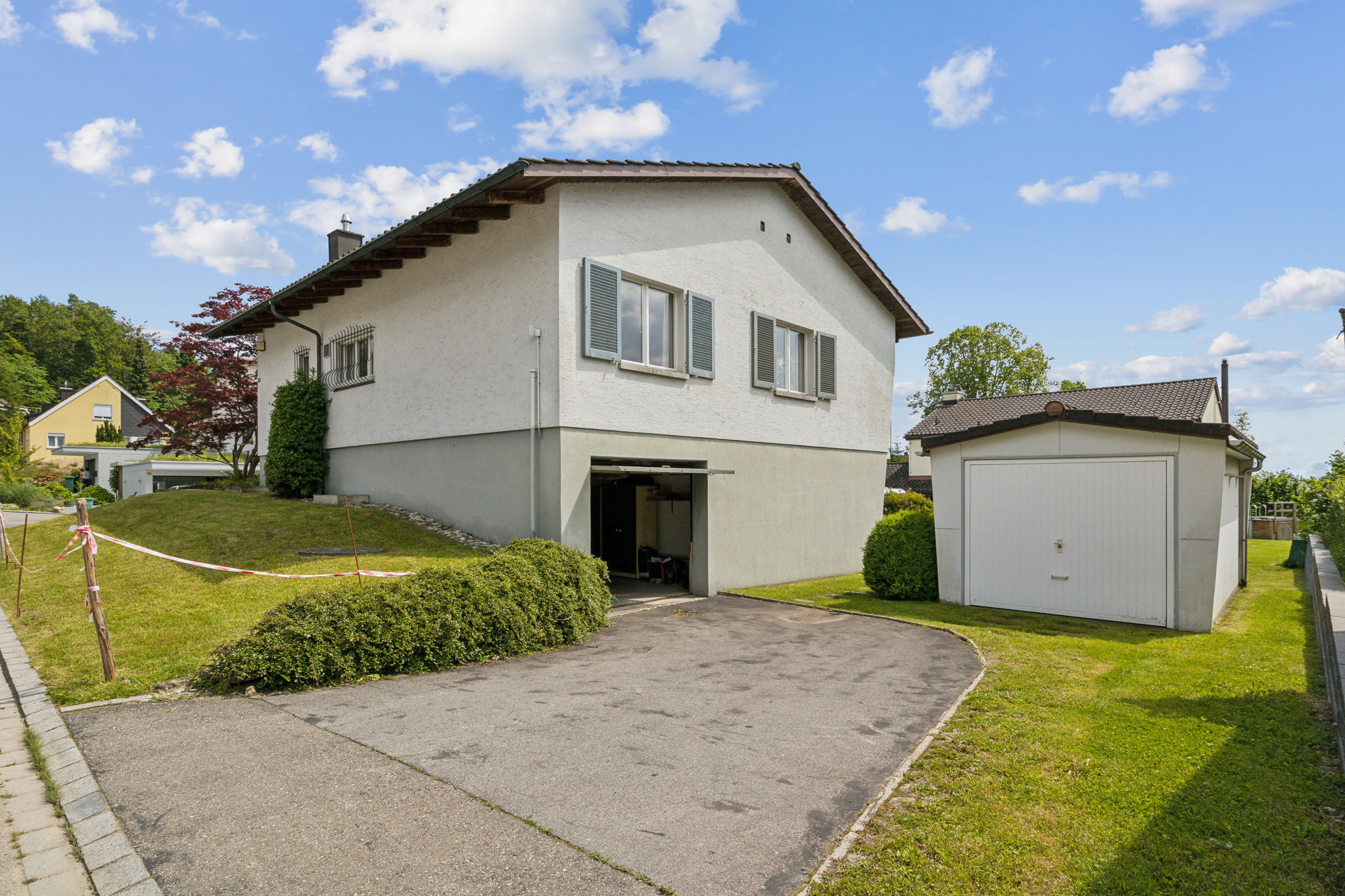 380 – Haus, Lochacker 14, 8340 Hinwil – Hinwil
