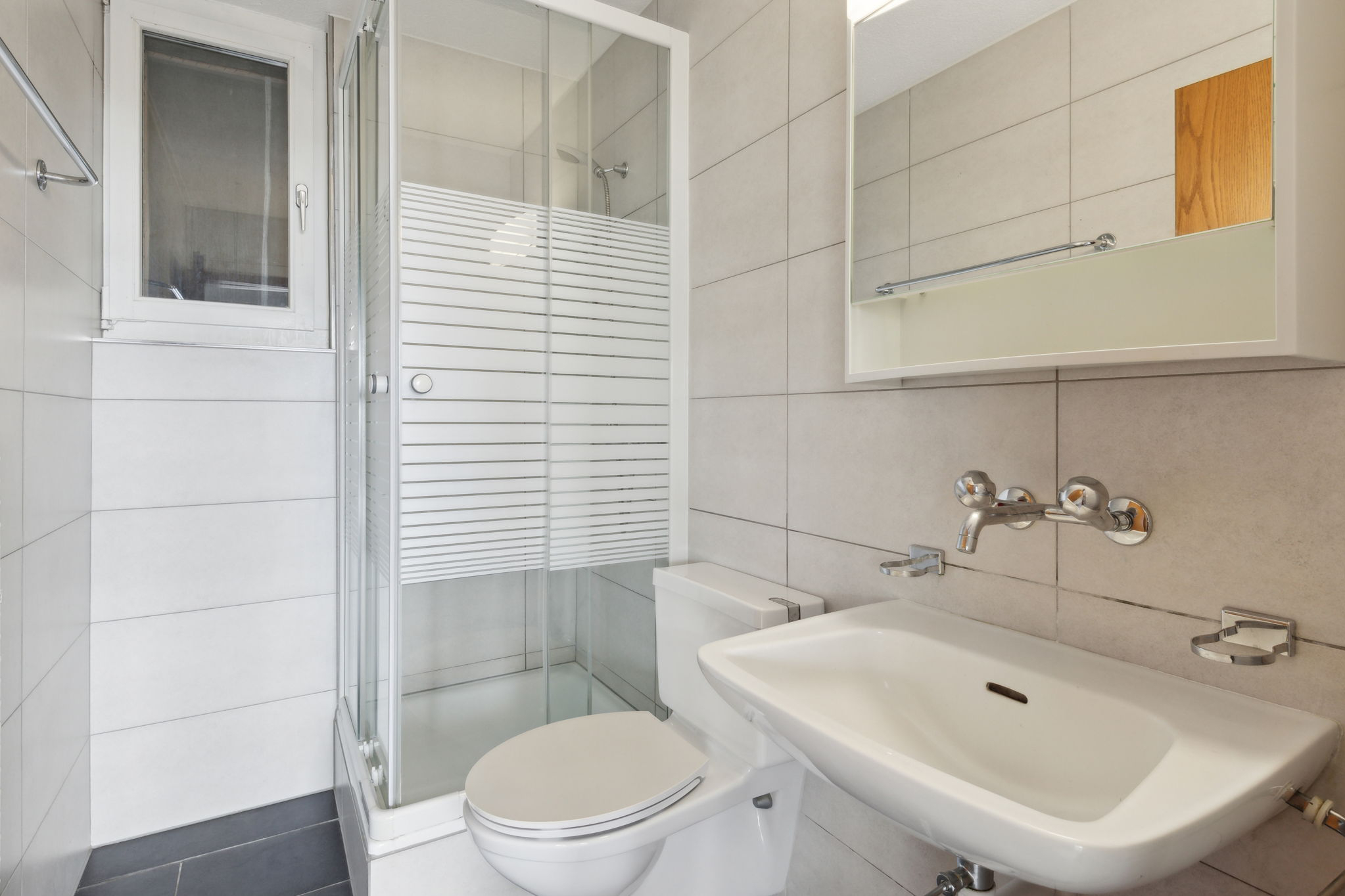 385 – Haus, Hummelbergstrasse 92, 8645 Jona – Jona