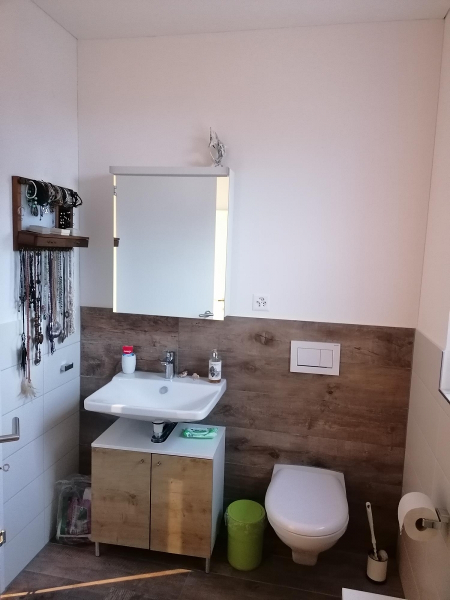 Wunderschöne moderne Wohnung – Wagenhausen
