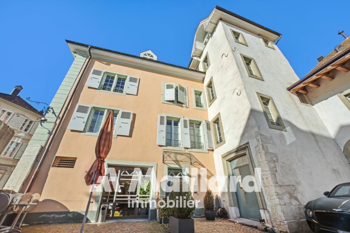 Historisches Mehrfamilienhaus mit Innenhof