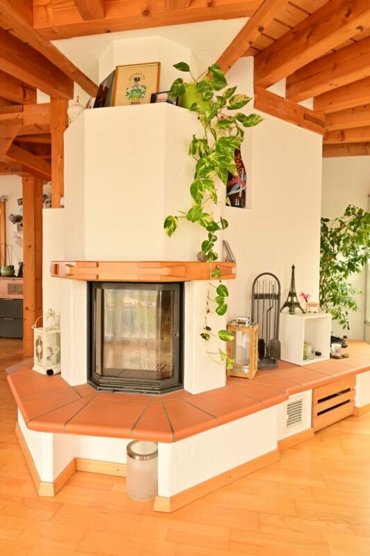 Wohnraum mit Kamin