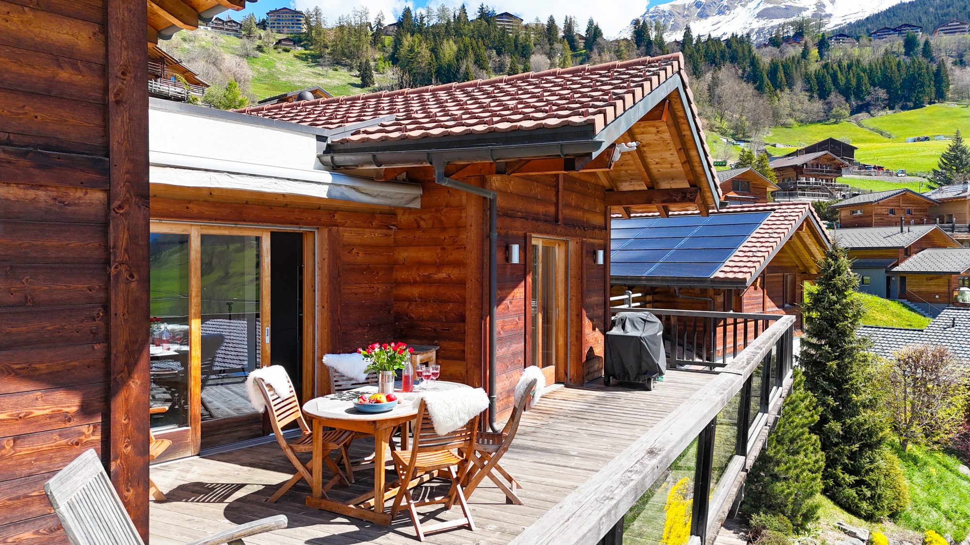Alpenchalet mit Sonnenterrasse