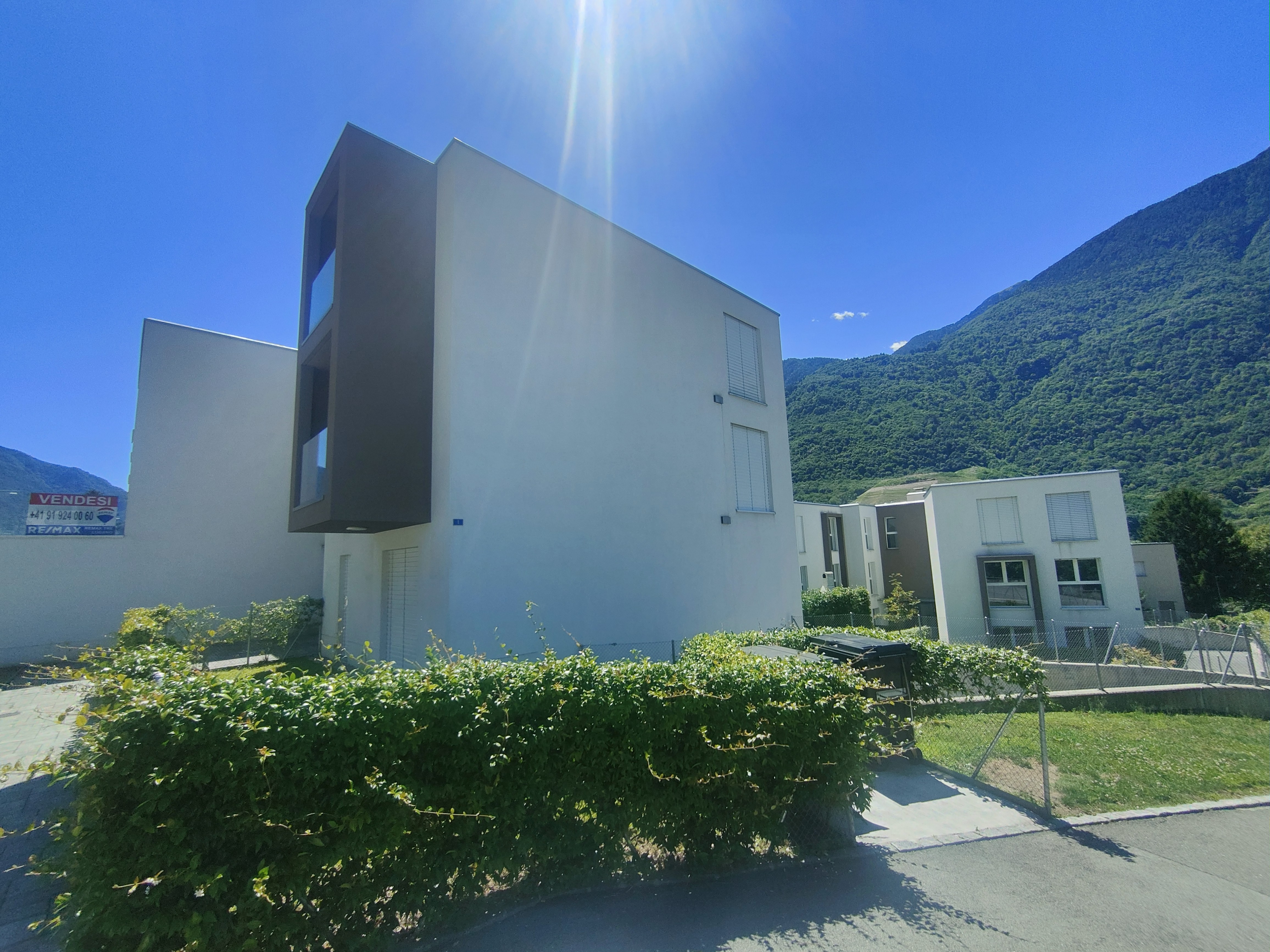 Moderne Wohnanlage in Berglage