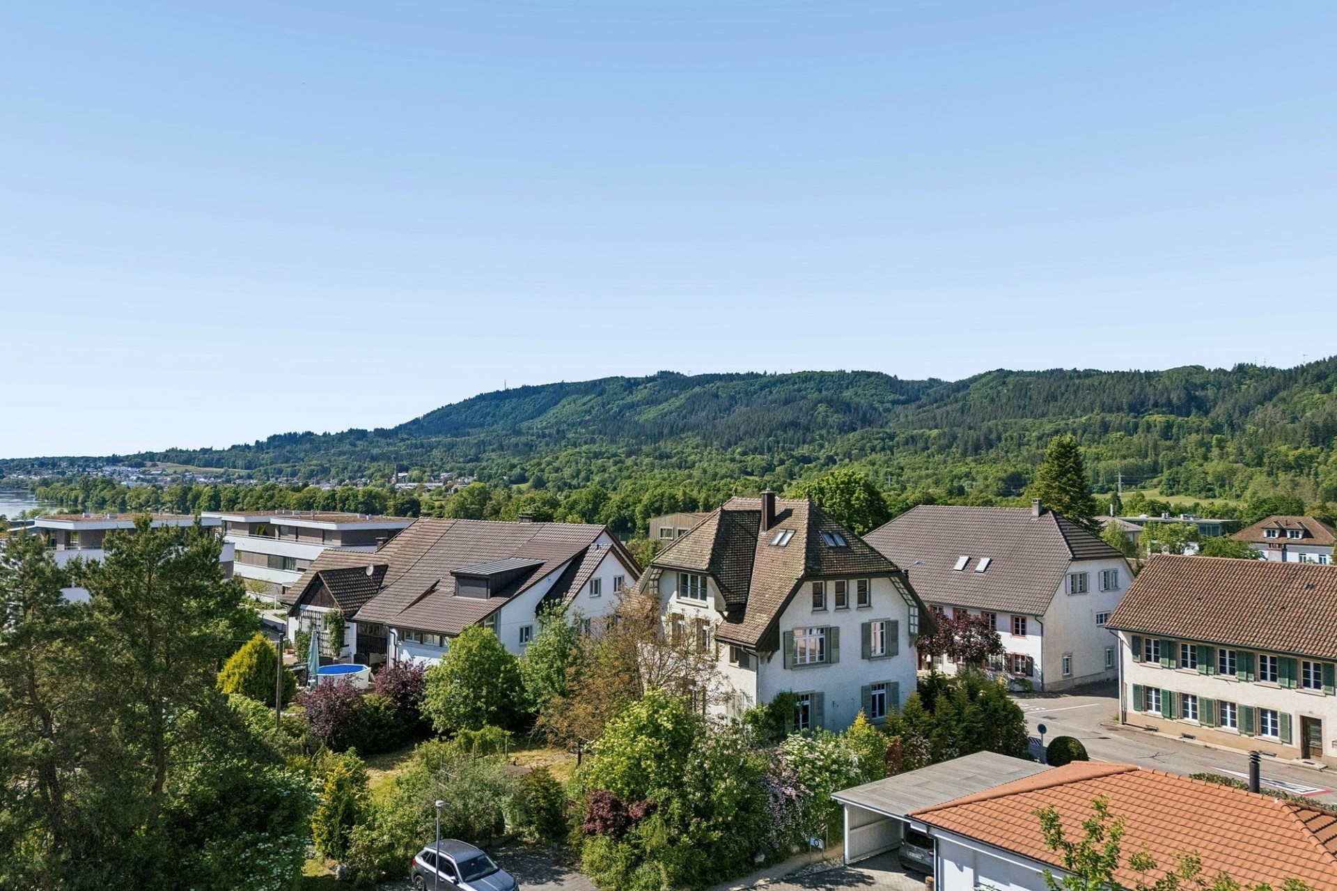 Wohnlage mit Bergpanorama