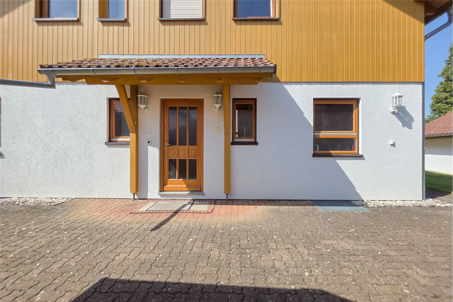 Eingangsansicht eines Hauses