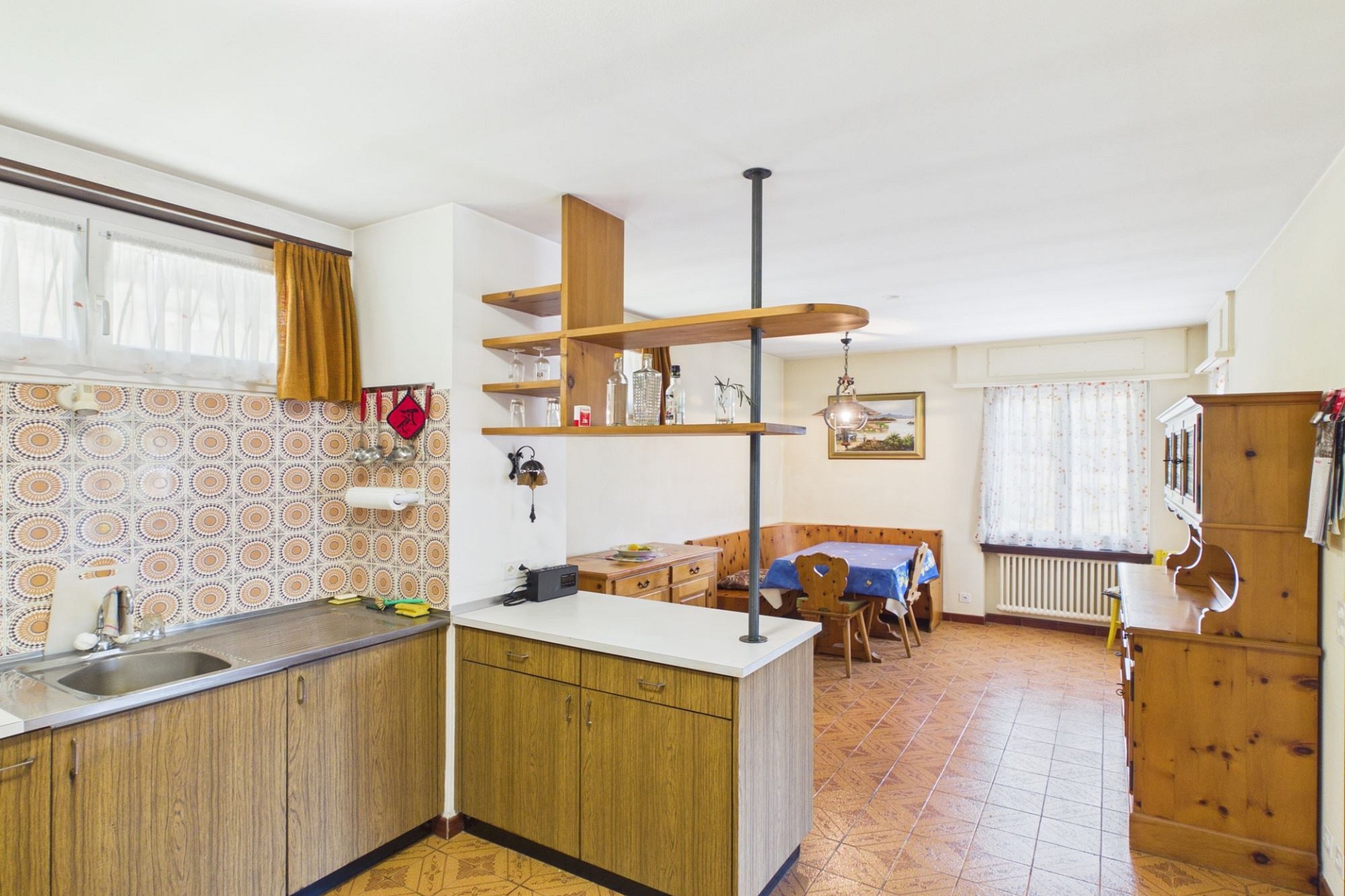 Küchen- und Essbereich mit Retro-Charme