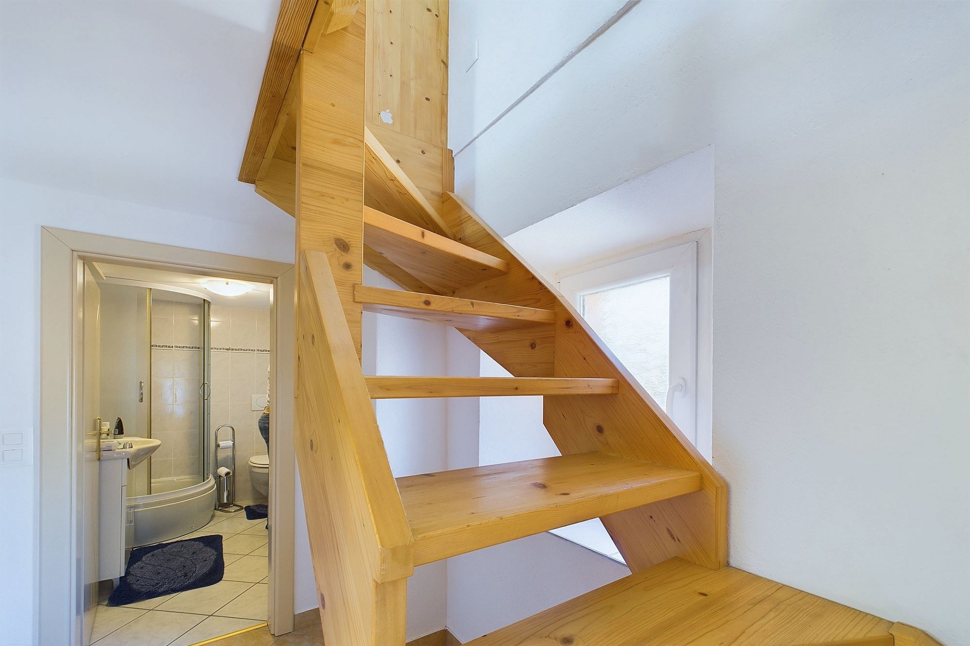 Treppe mit Badzugang