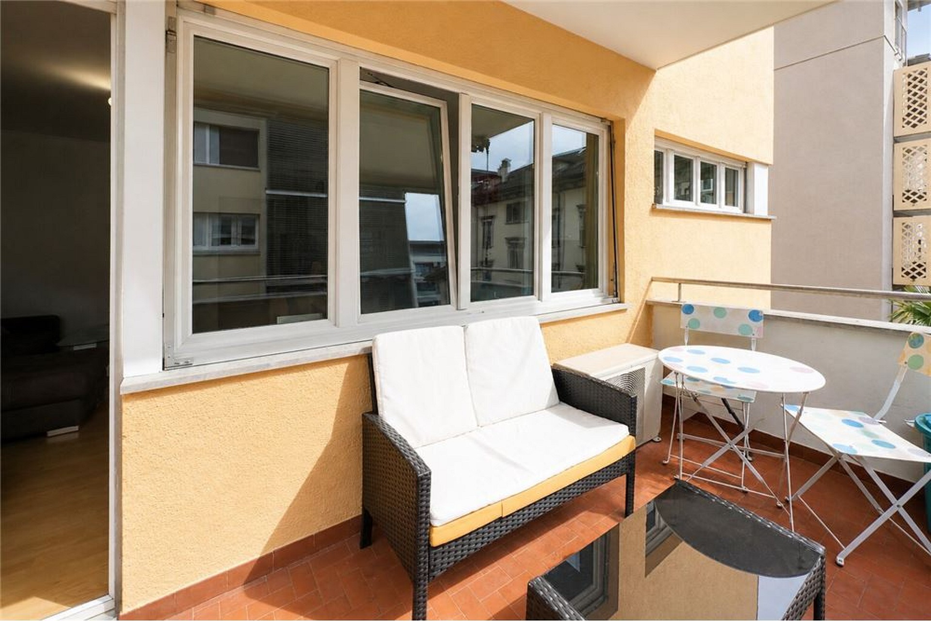 Balkon mit Sitzgruppe
