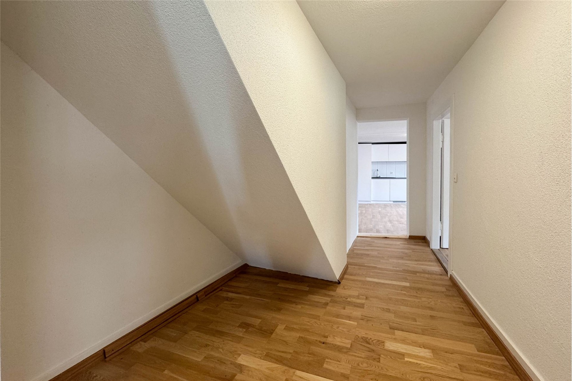Flur mit Dachschrägen