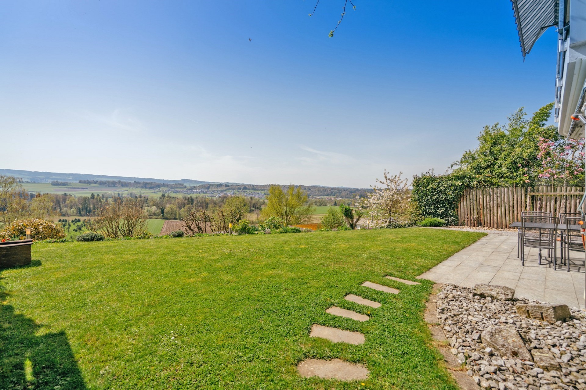 Garten mit Panoramablick