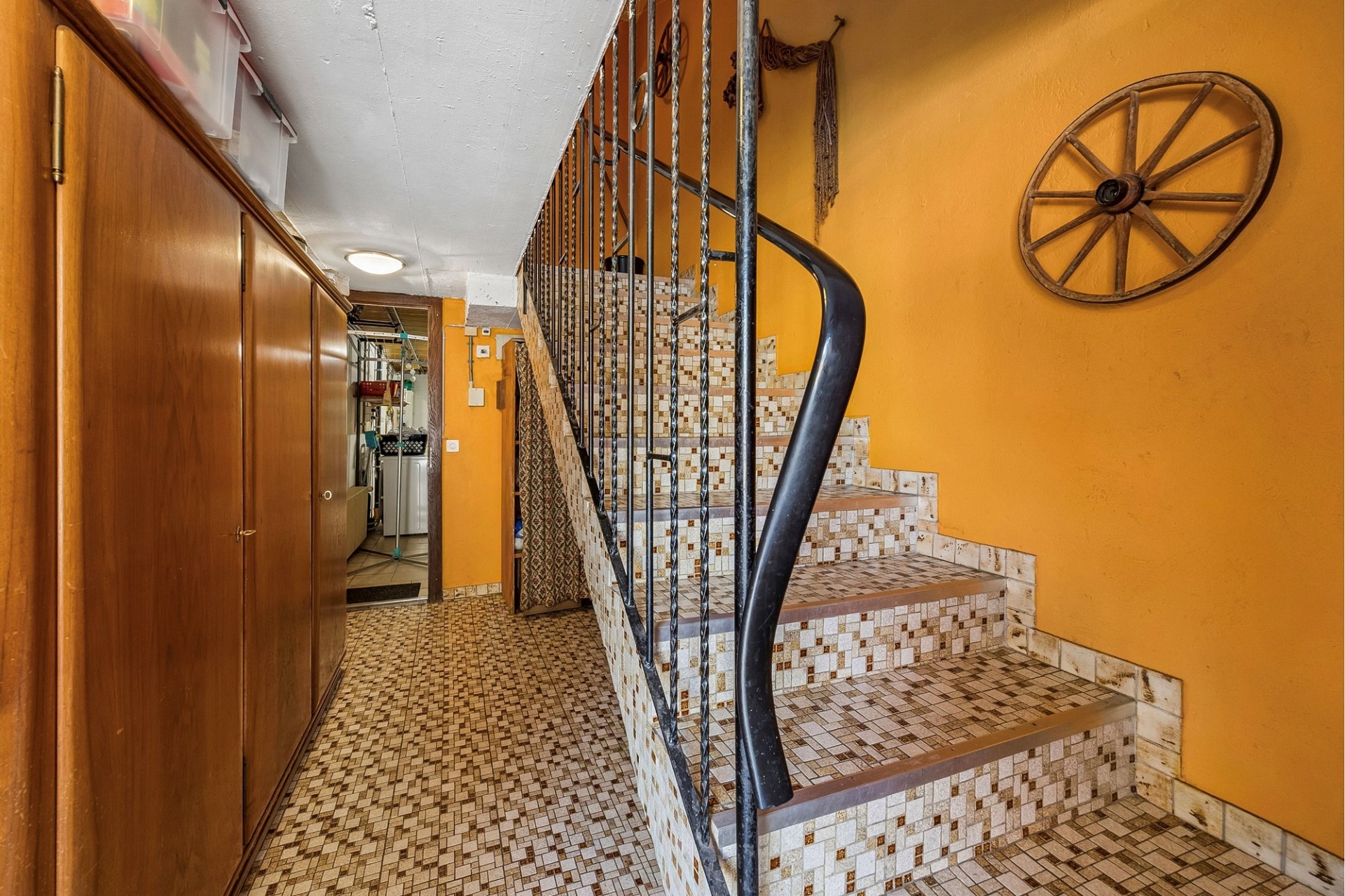 Treppenhaus mit Flur