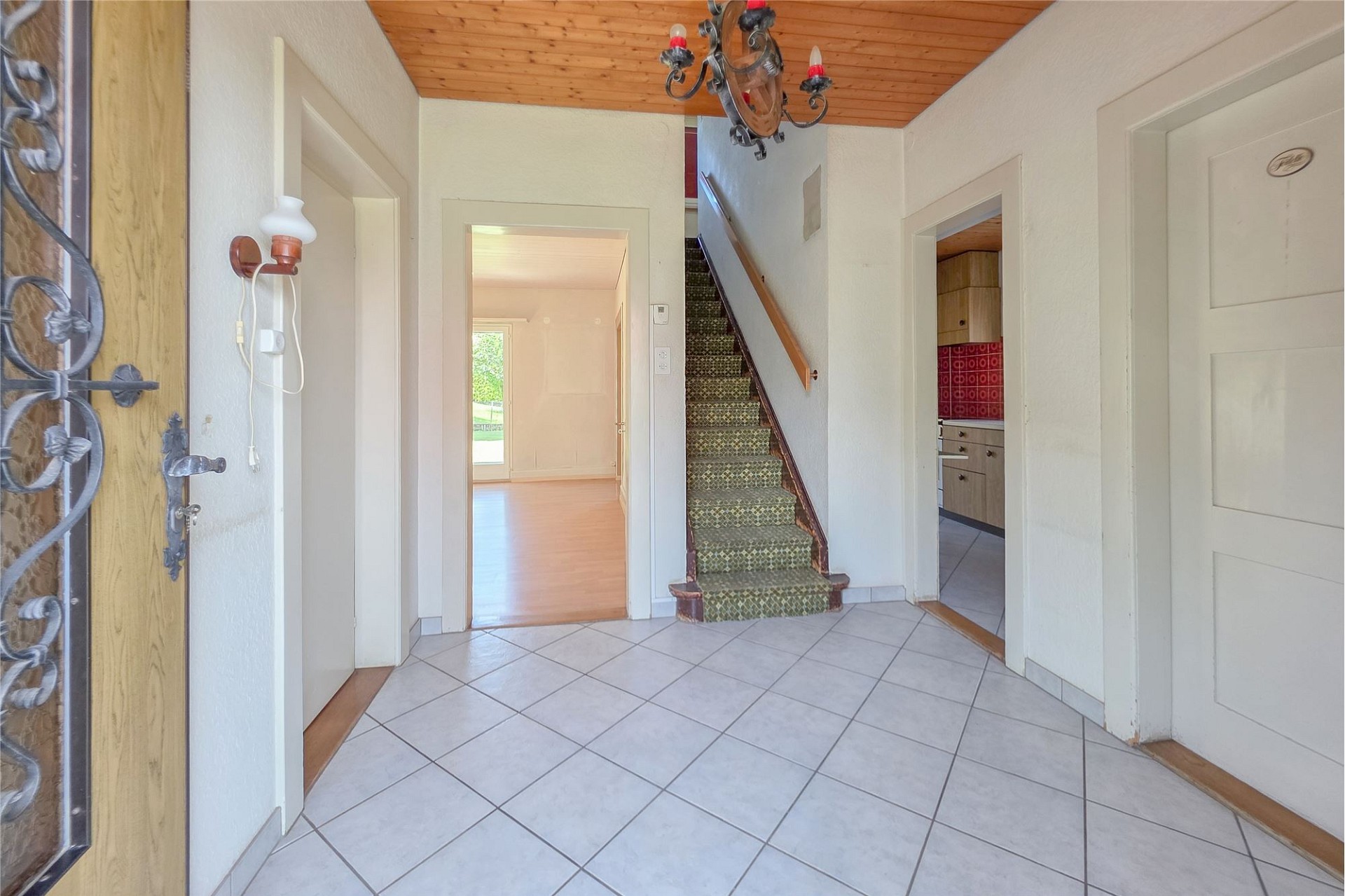 Eingangsbereich mit Treppe