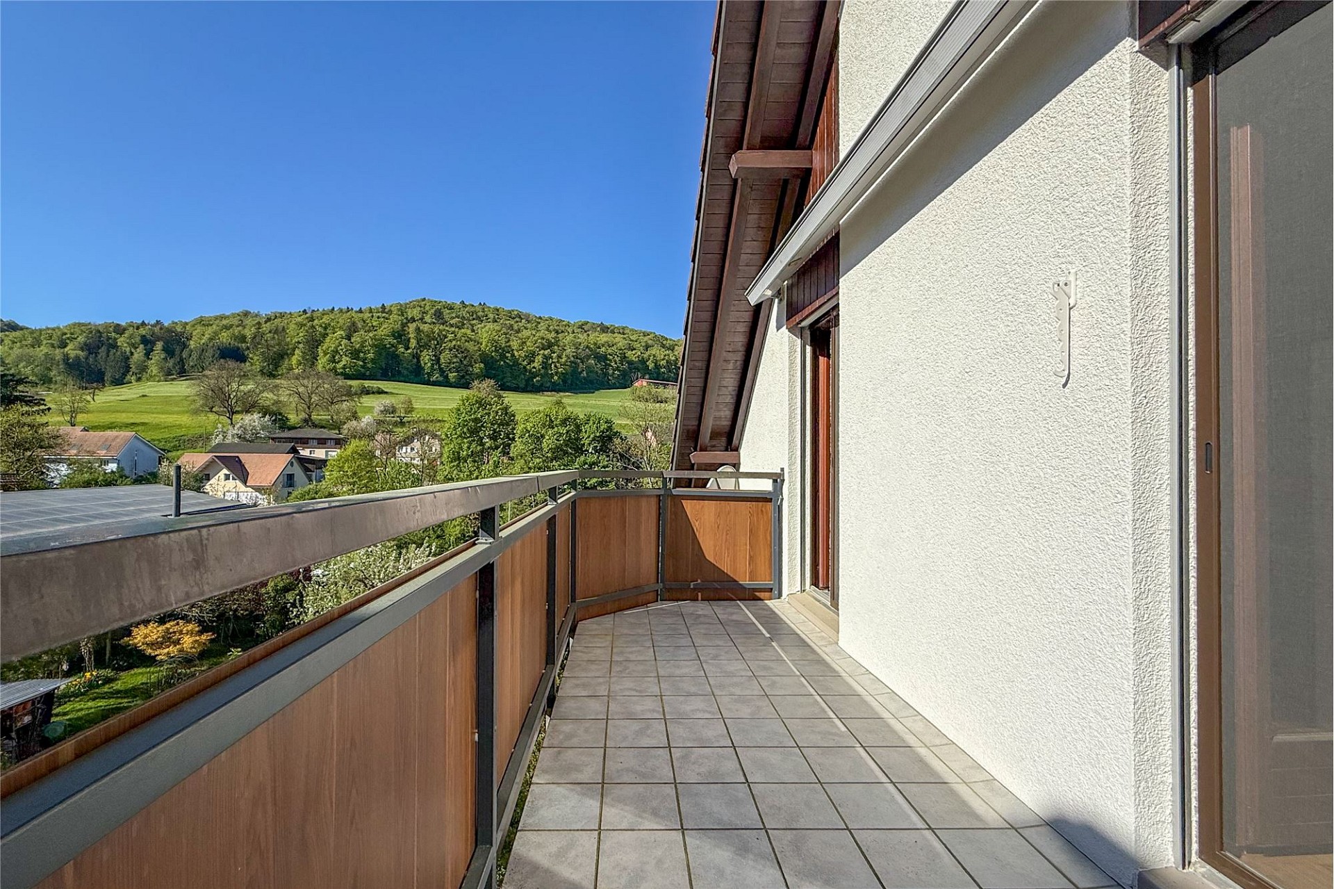 Balkon mit Bergblick