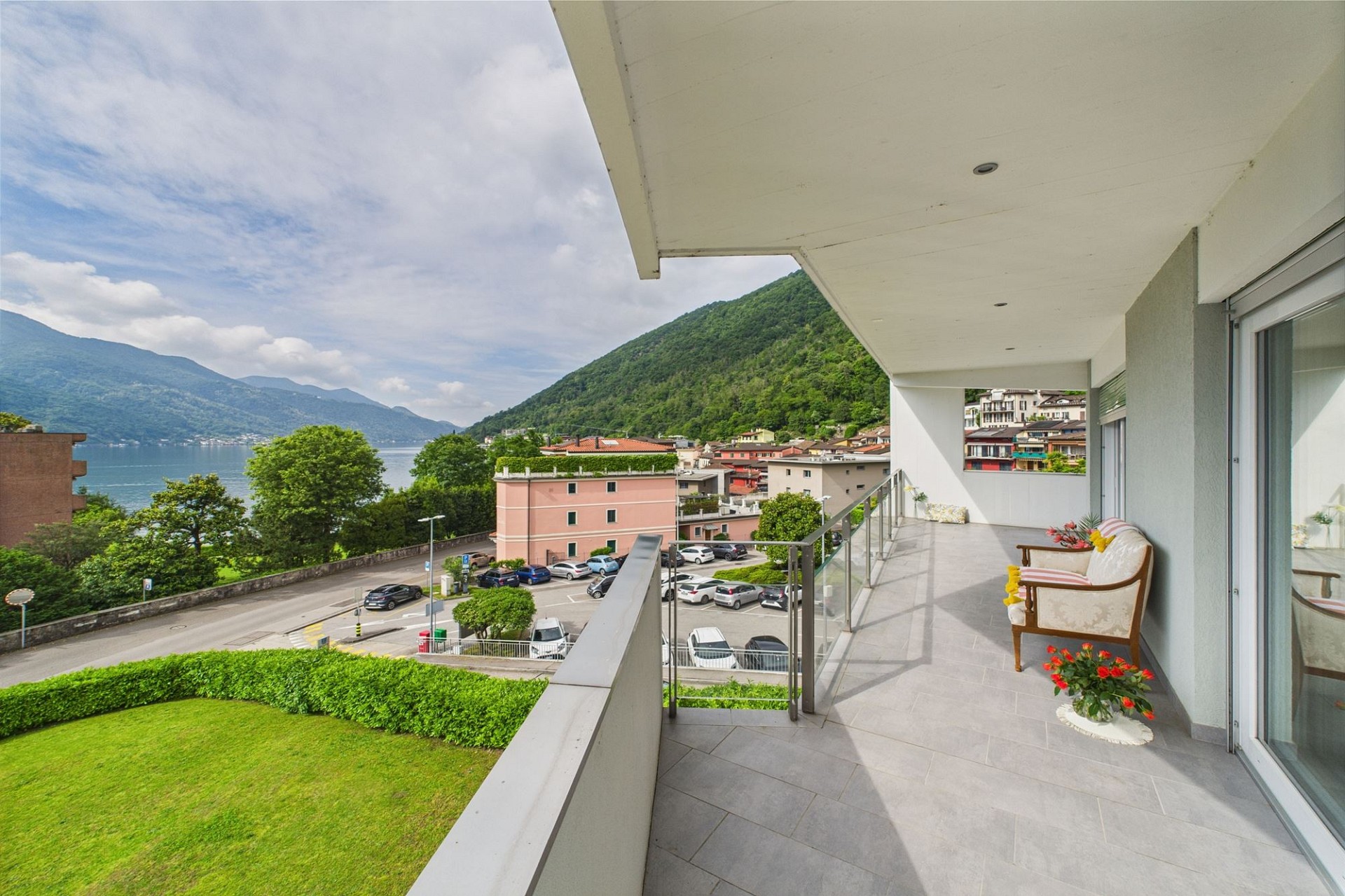 Balkon mit Seeblick