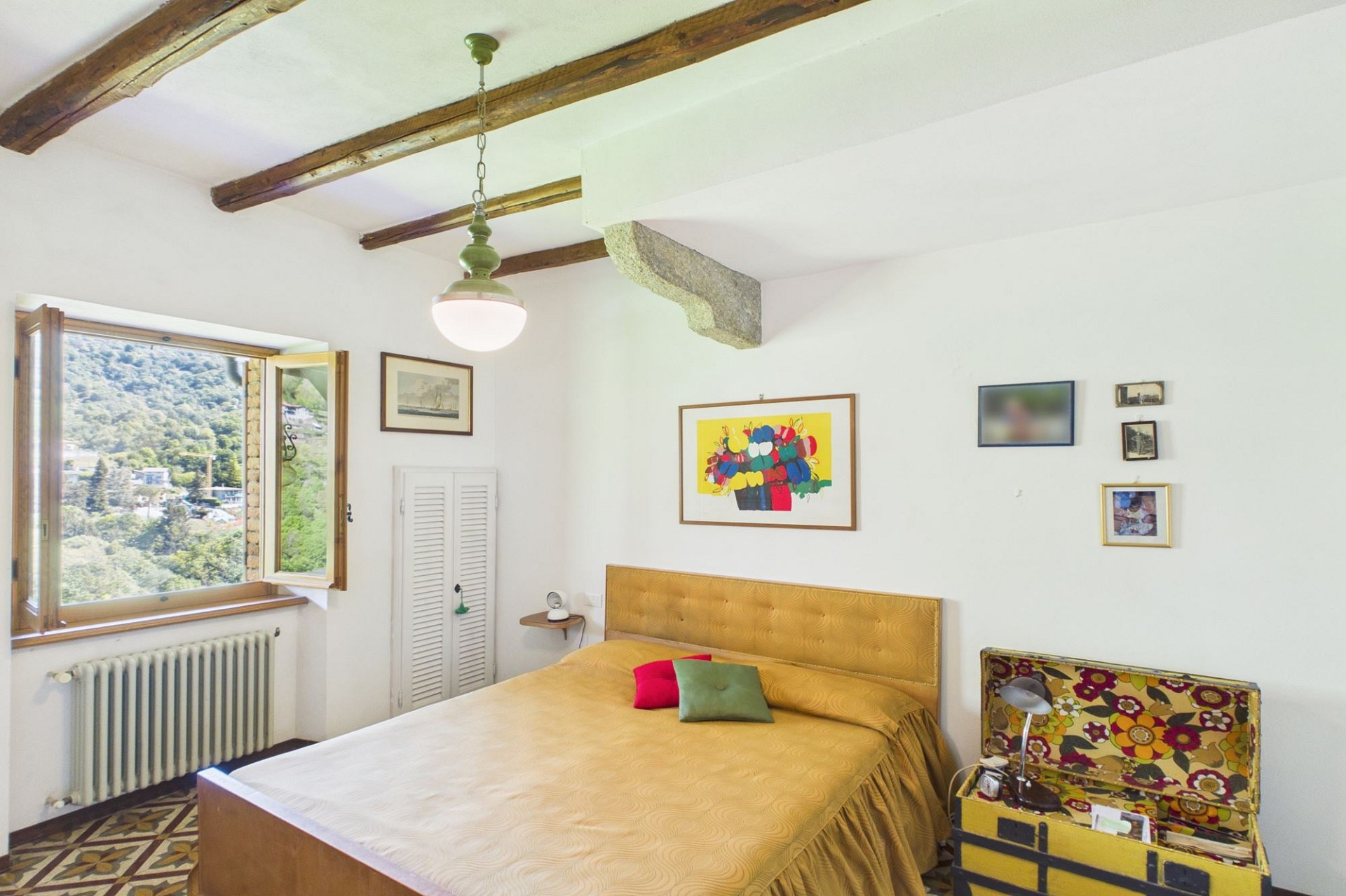 Schlafzimmer mit Bergblick