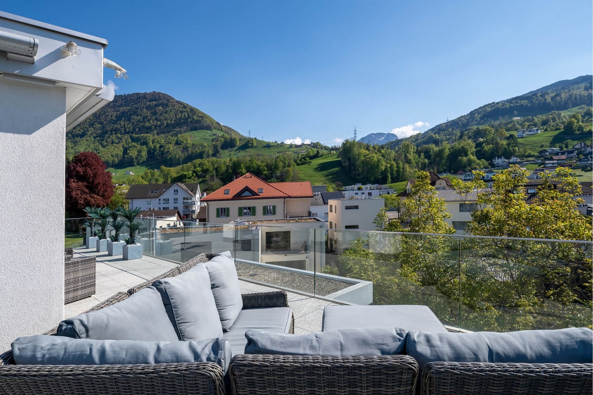 Terrasse mit Bergblick