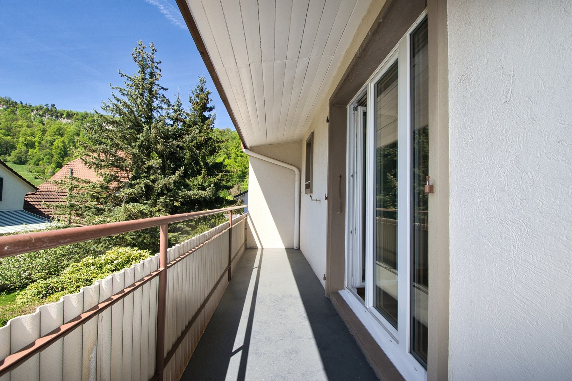 Balkon mit Bergblick