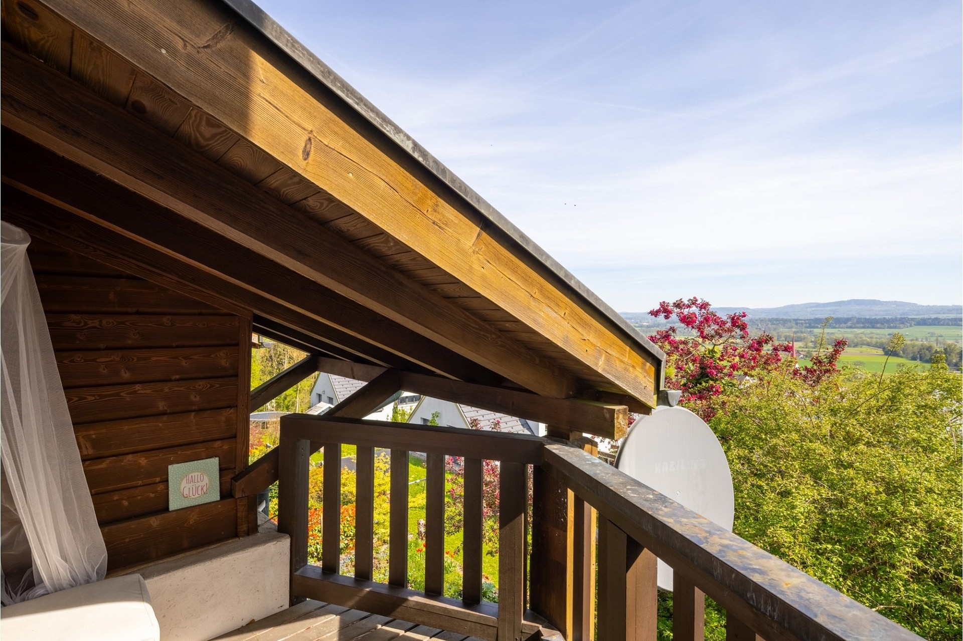 Balkon mit Talblick