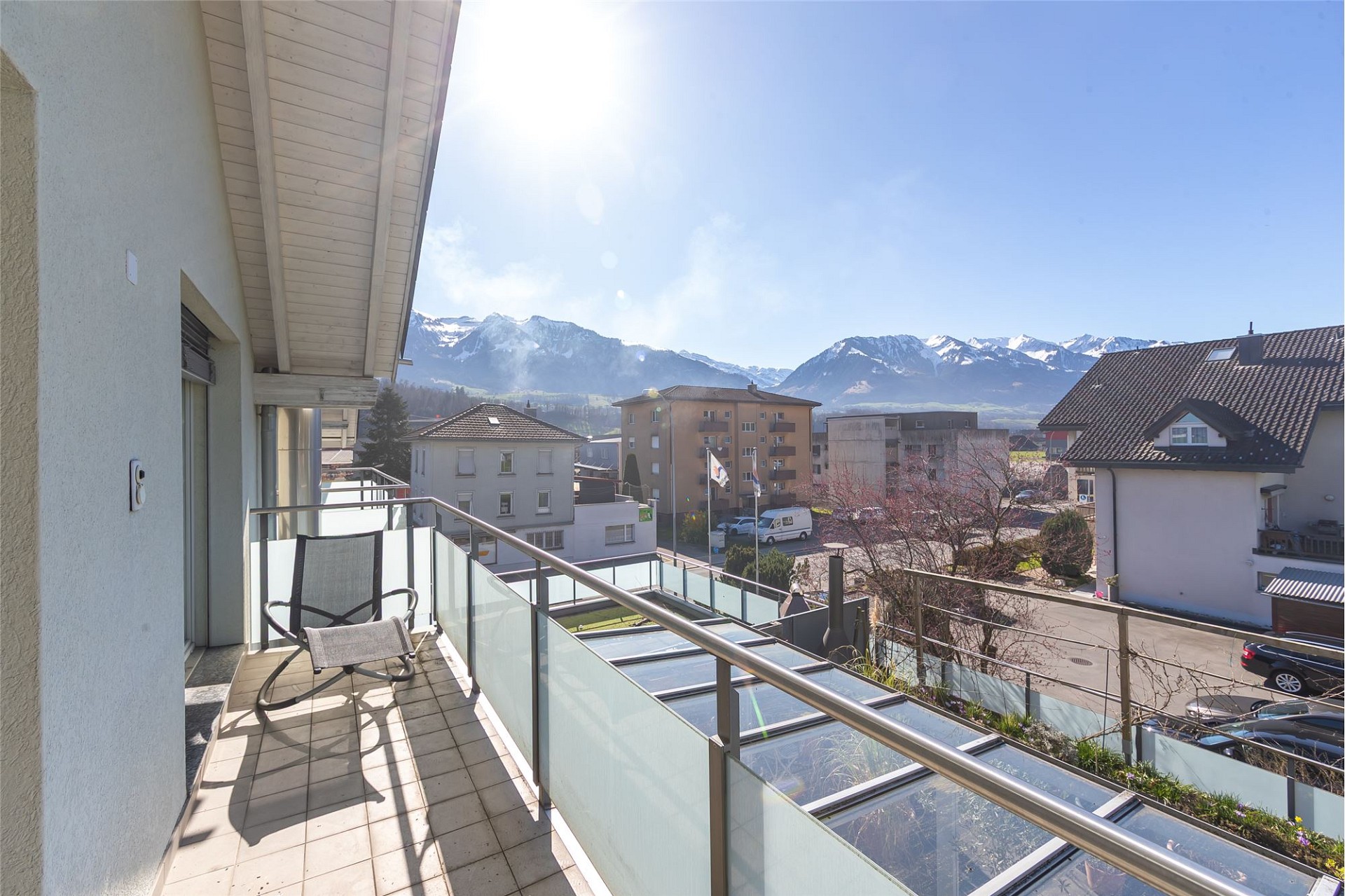 Balkon mit Bergblick