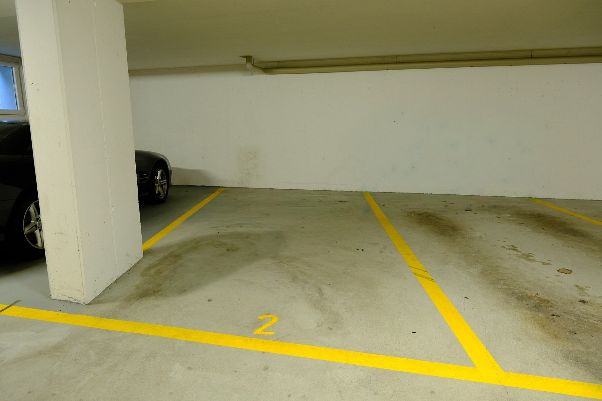 Tiefgaragenstellplatz