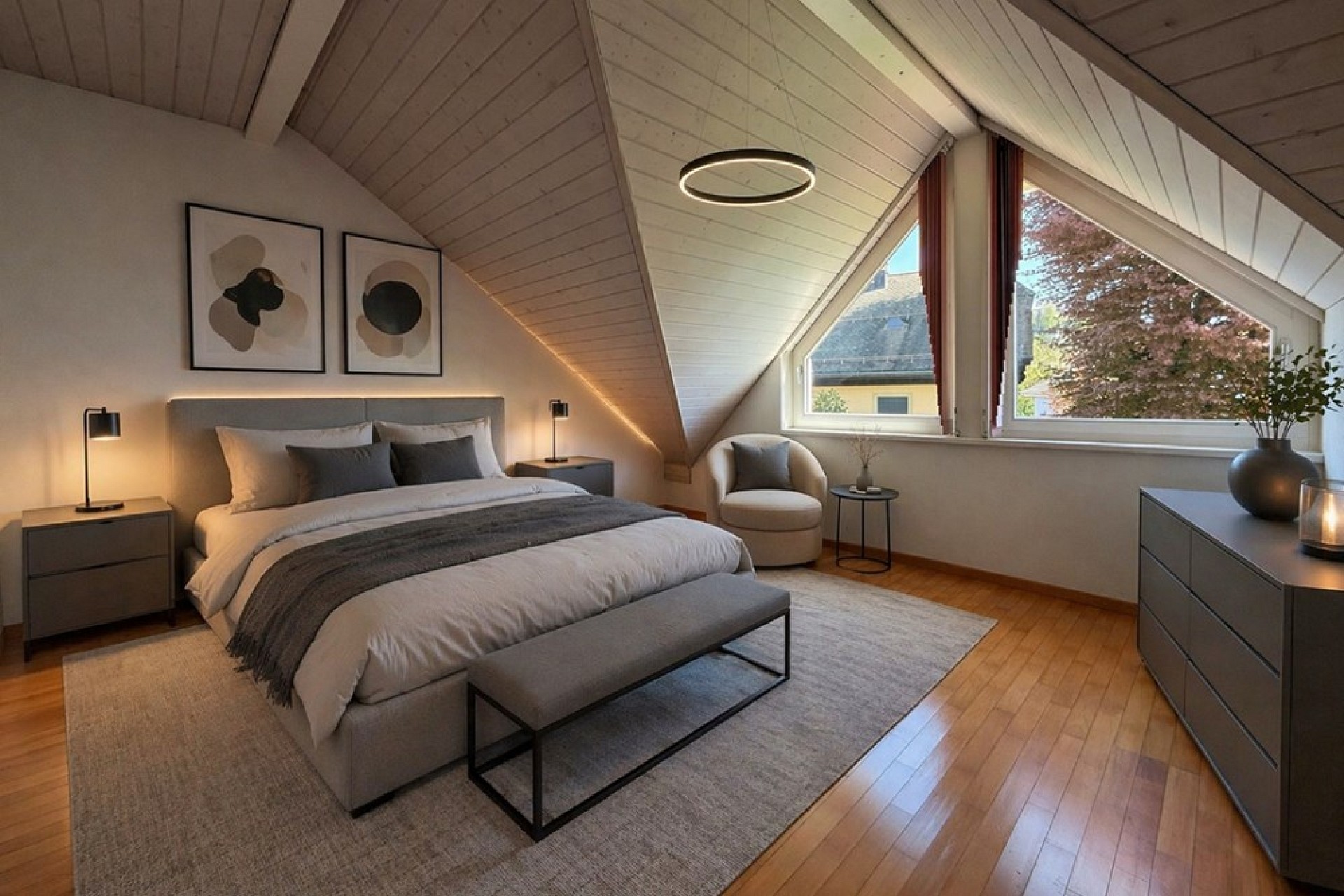 Modernes Dachgeschoss-Schlafzimmer