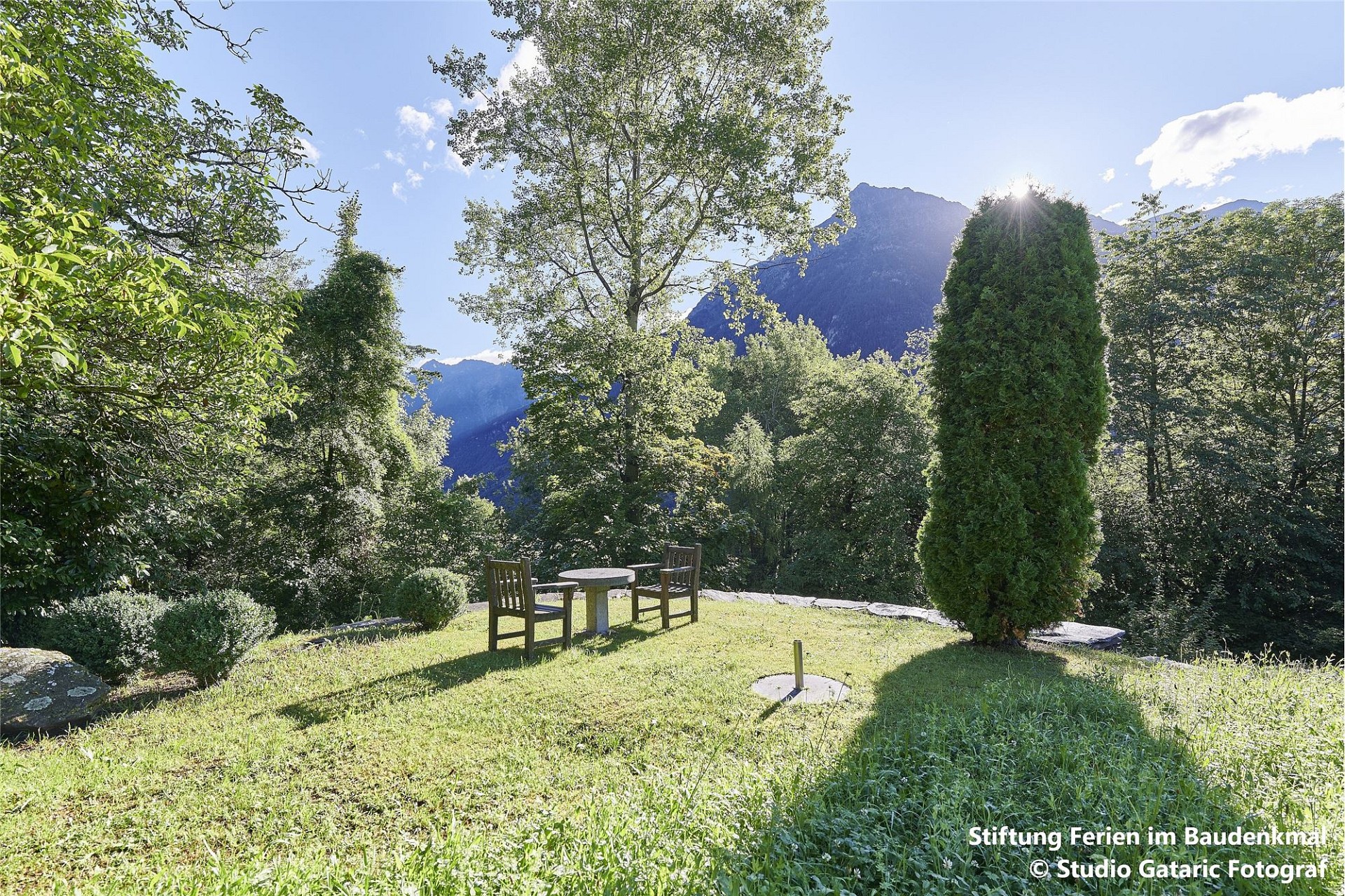 Garten mit Bergblick und Sitzplatz