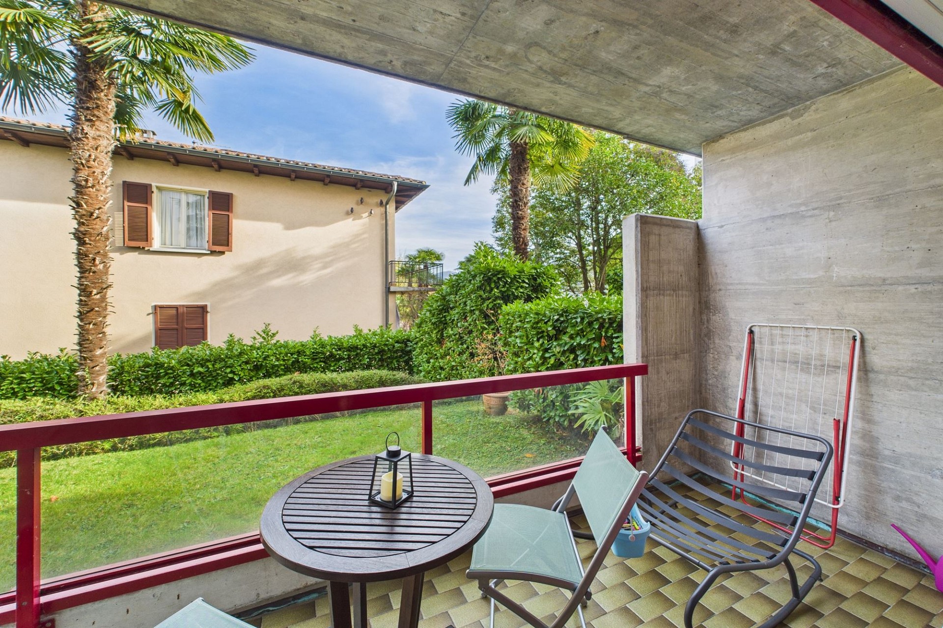 Balkon mit Gartenblick