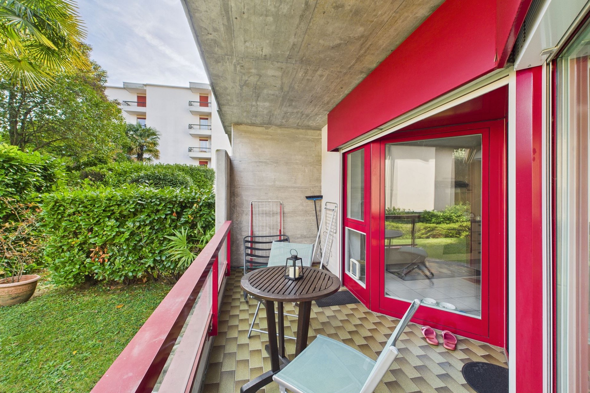 Balkon mit Gartenblick