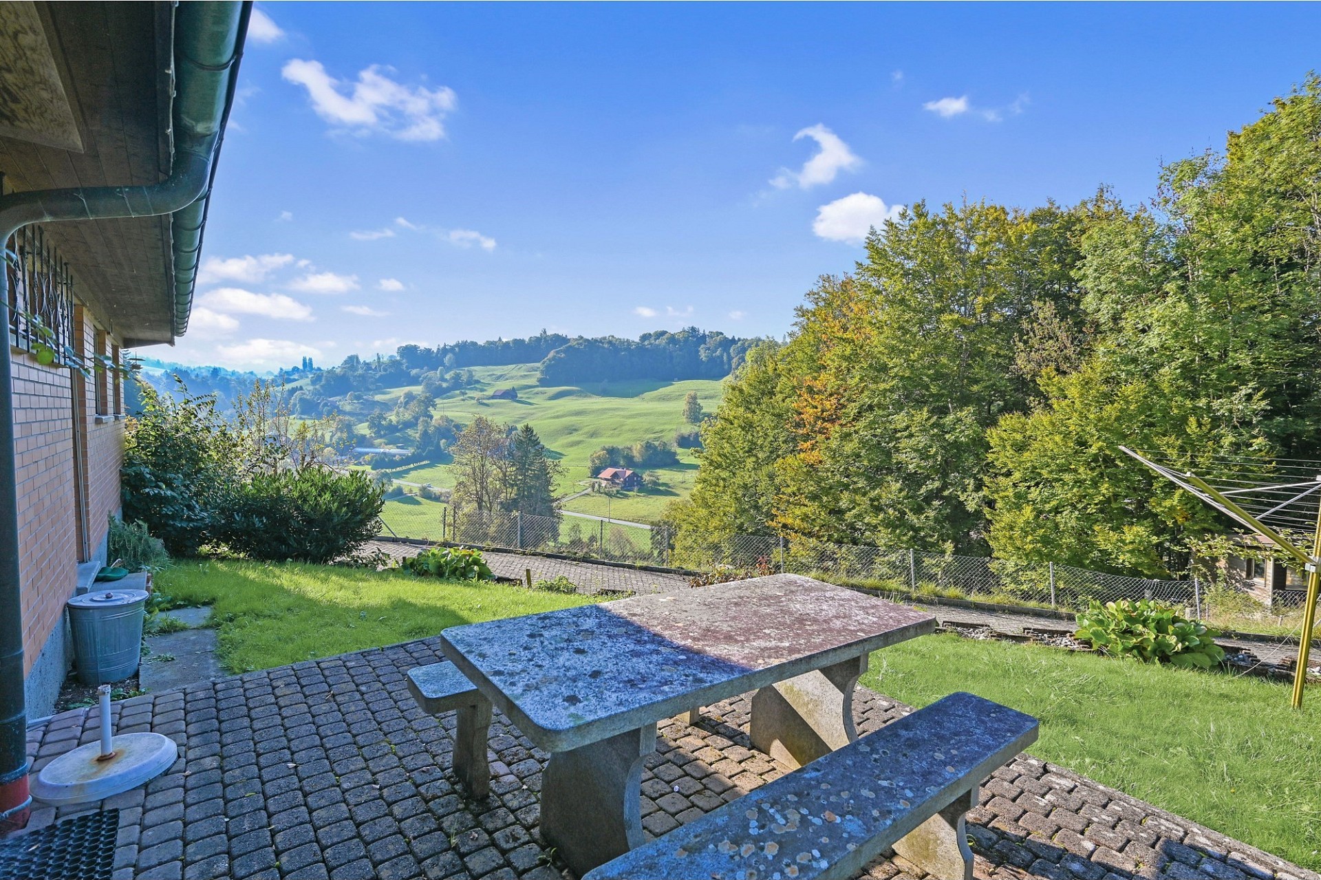 Terrasse mit Landschaftsblick