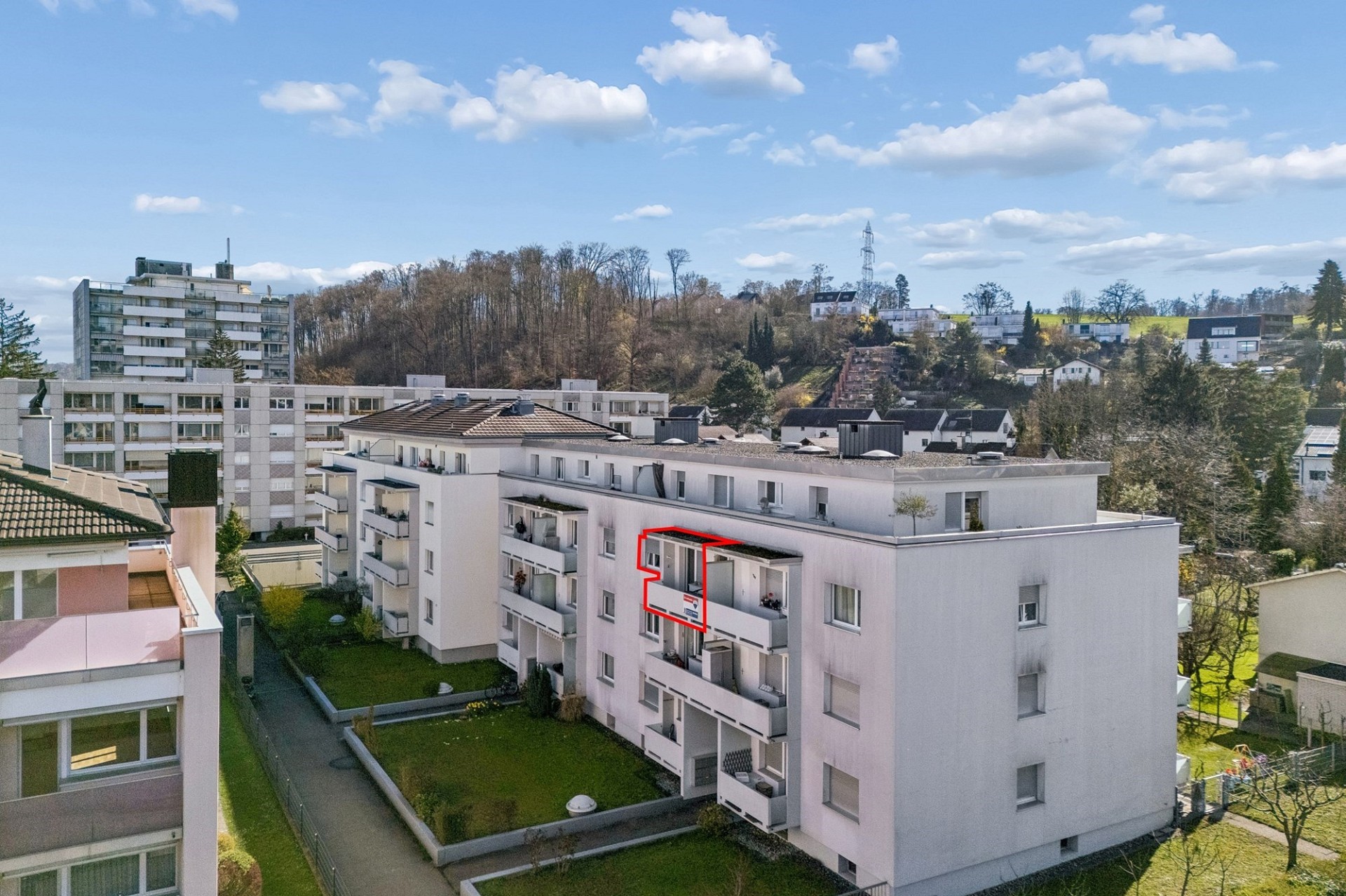 Wohnanlage mit Balkonansicht