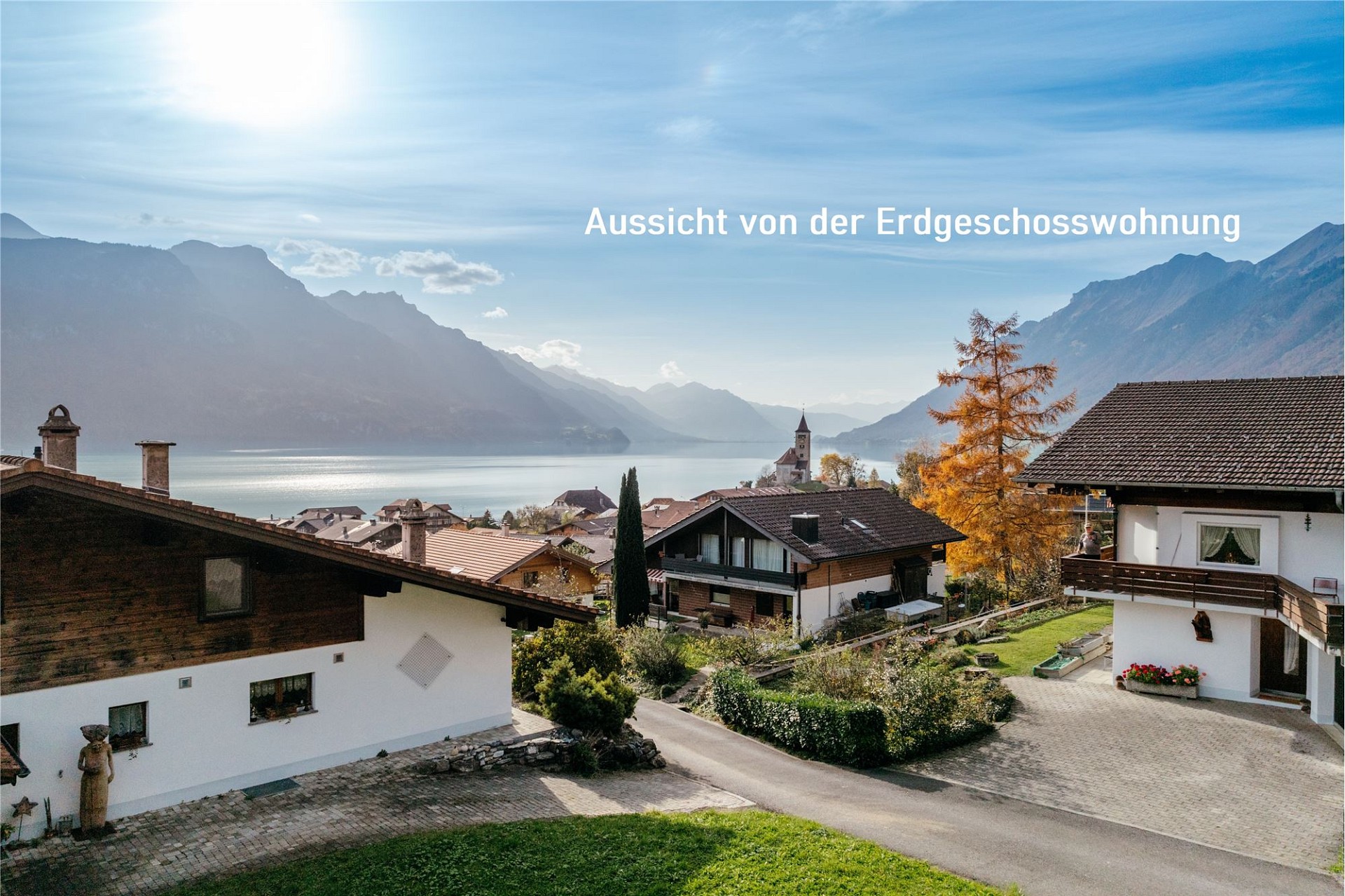 See mit Bergpanorama