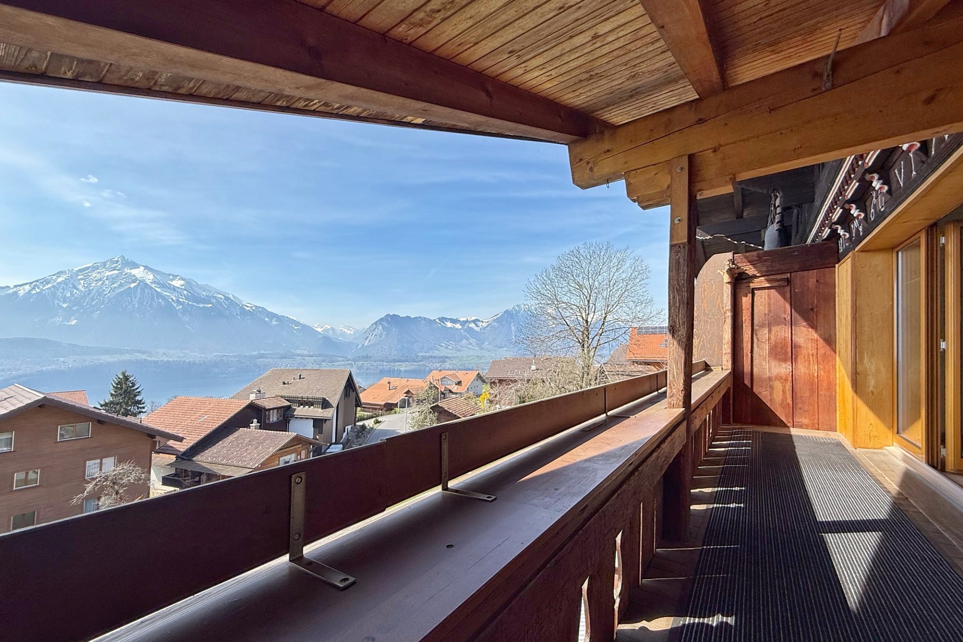 Balkon mit Alpenpanorama