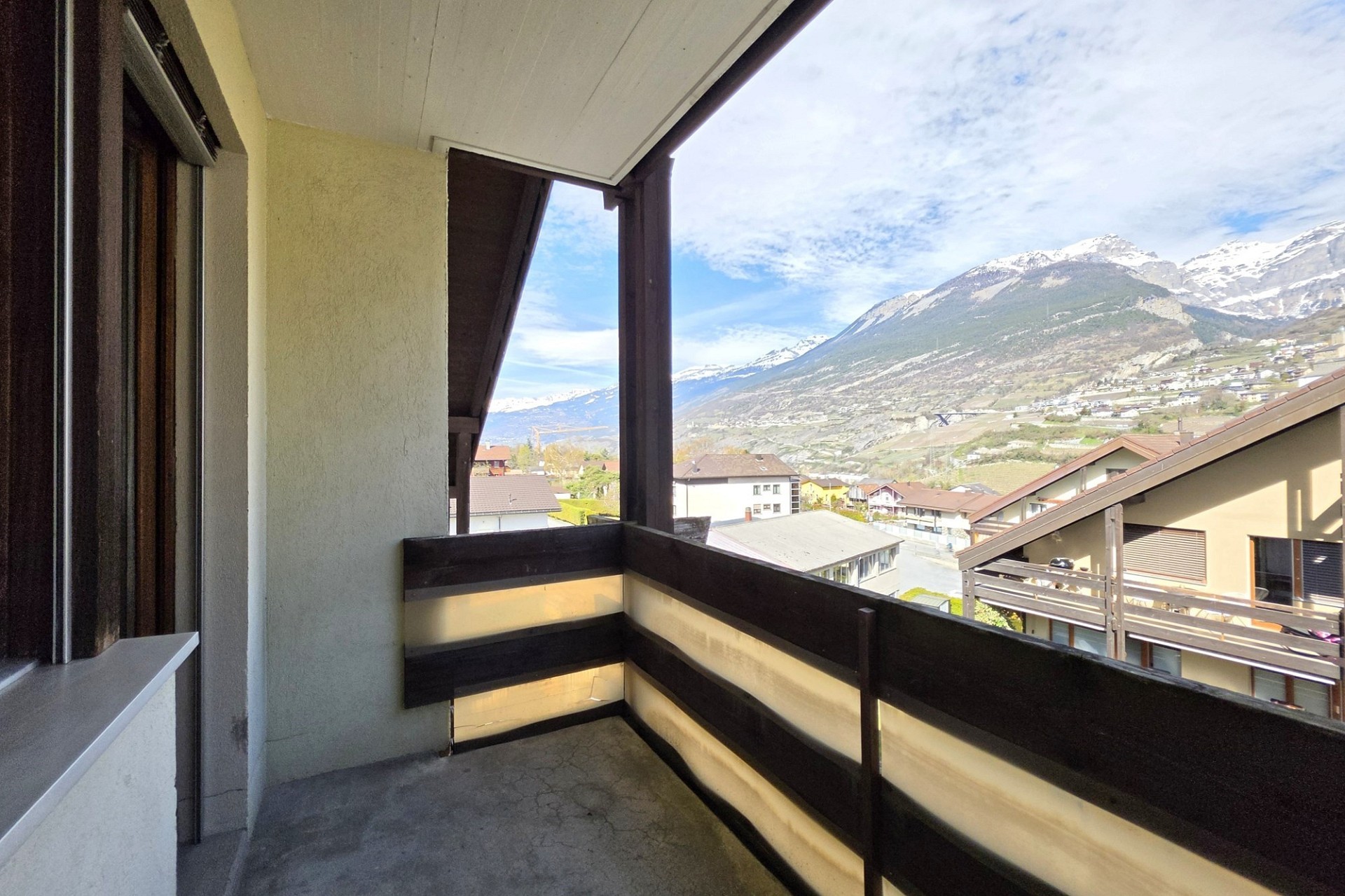 Balkon mit Bergblick