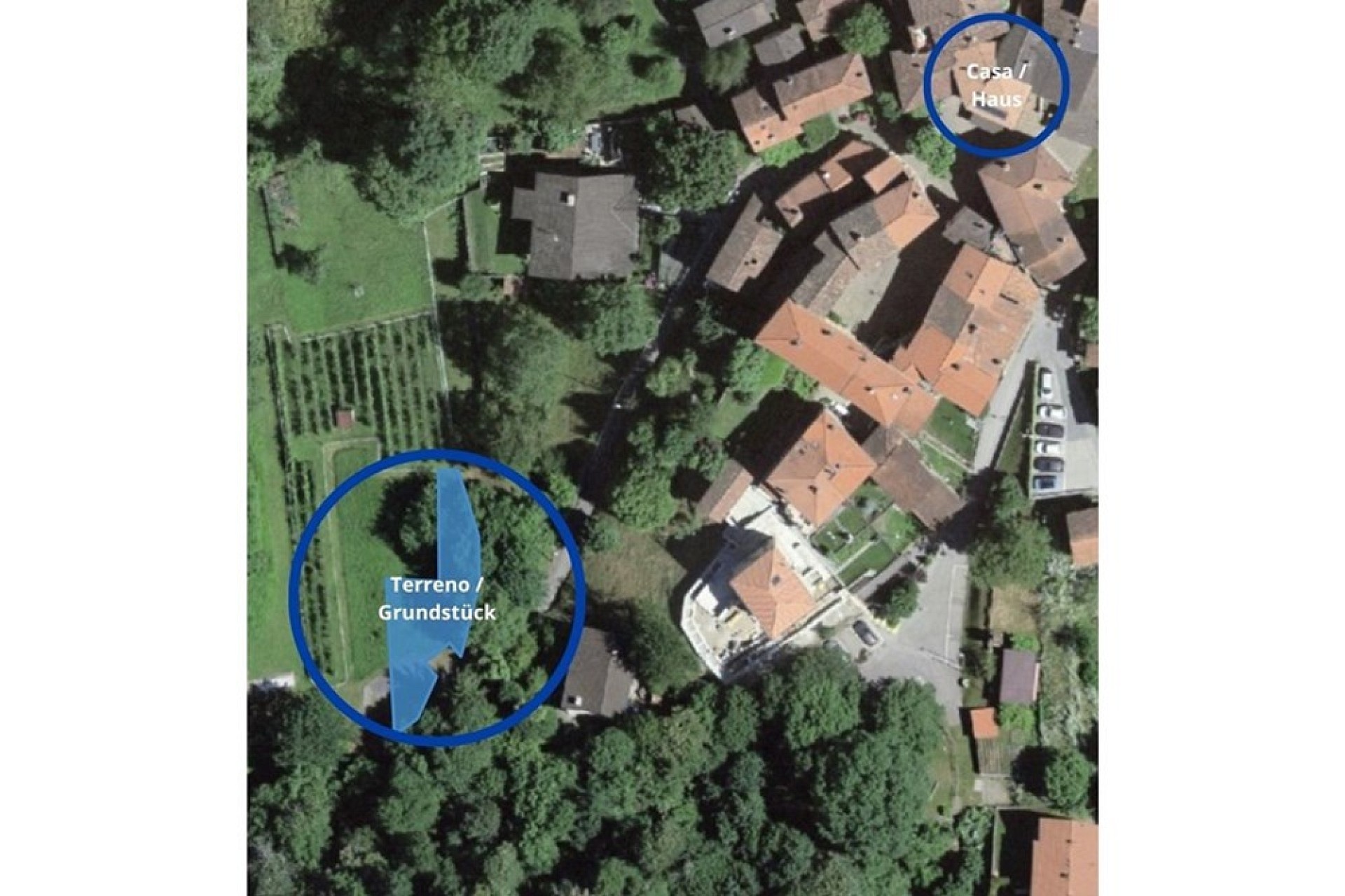 Luftbild eines Grundstücks in einem Wohngebiet