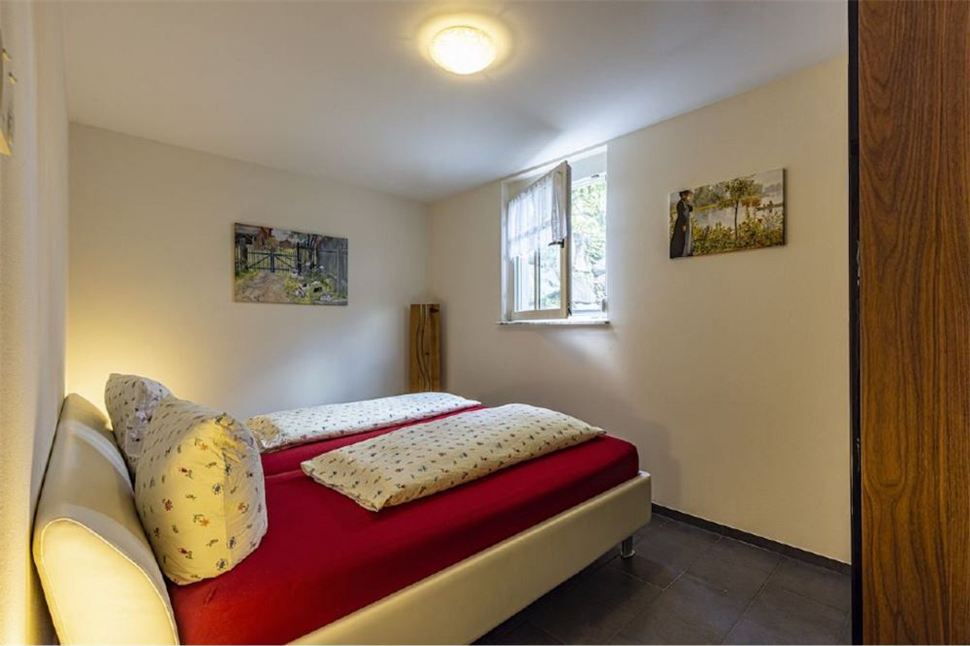 Schlafzimmer mit Einzelbett