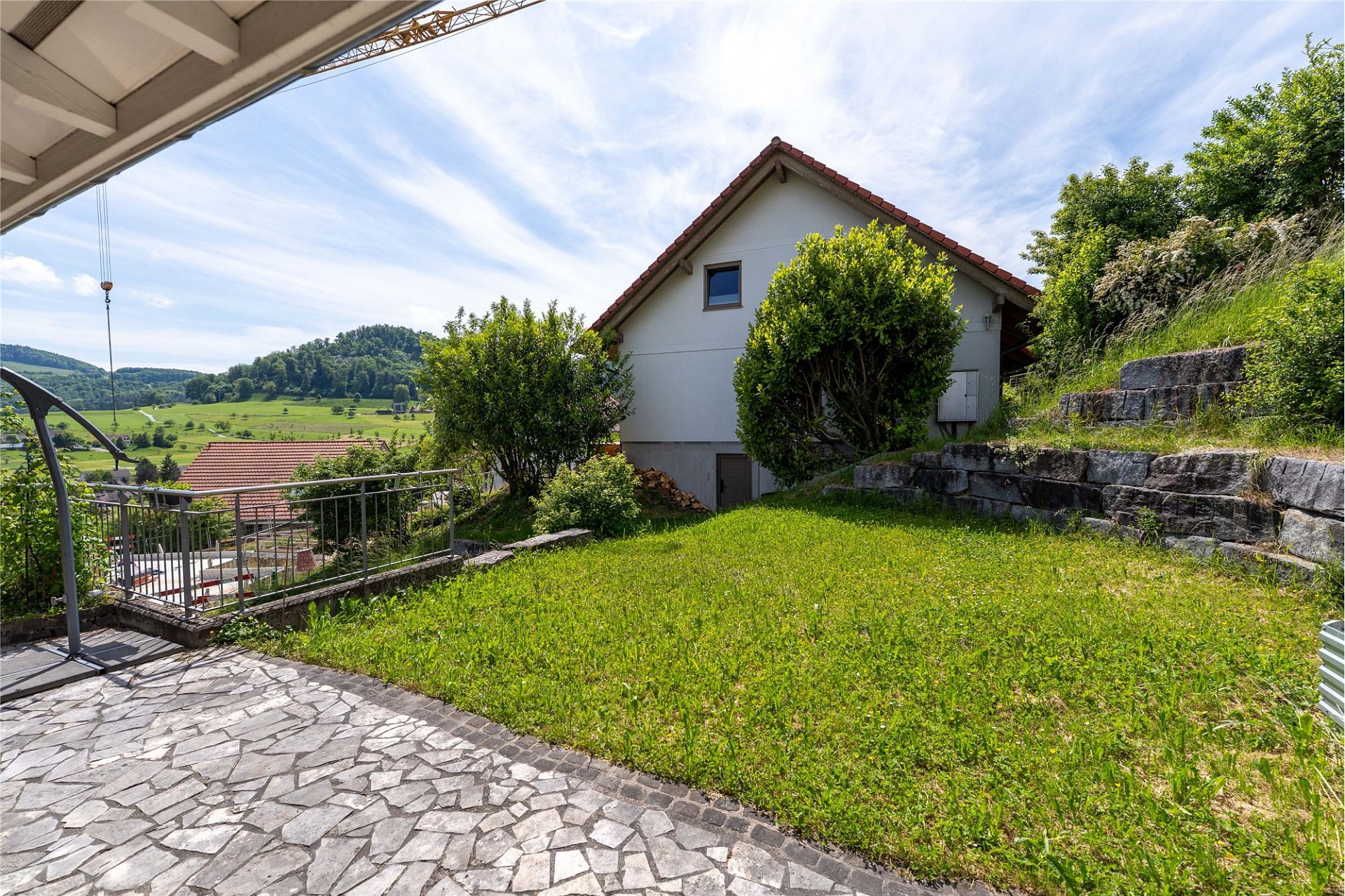Garten mit Hanglage und Fernblick