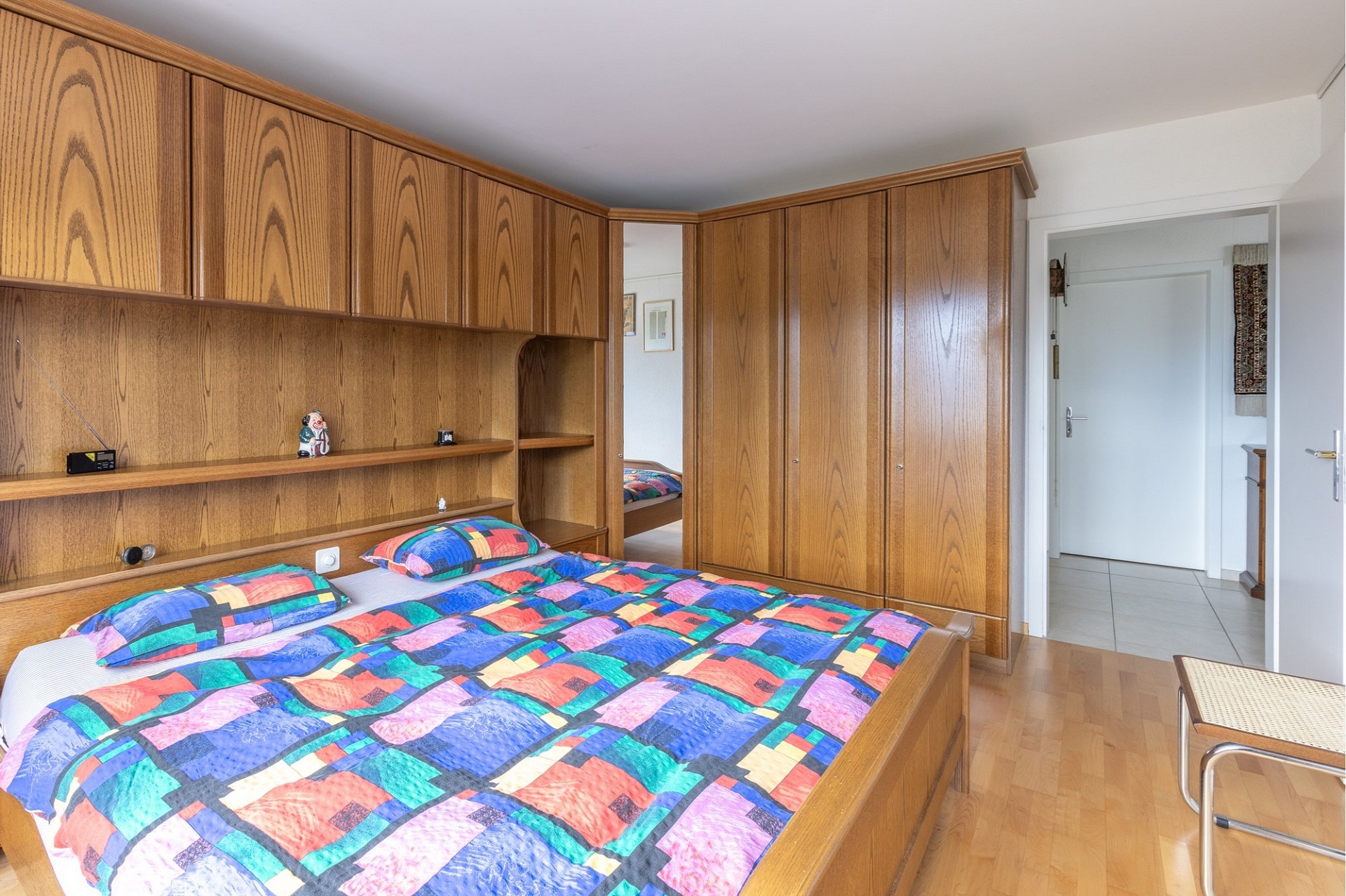 Schlafzimmer mit Einbauschränken