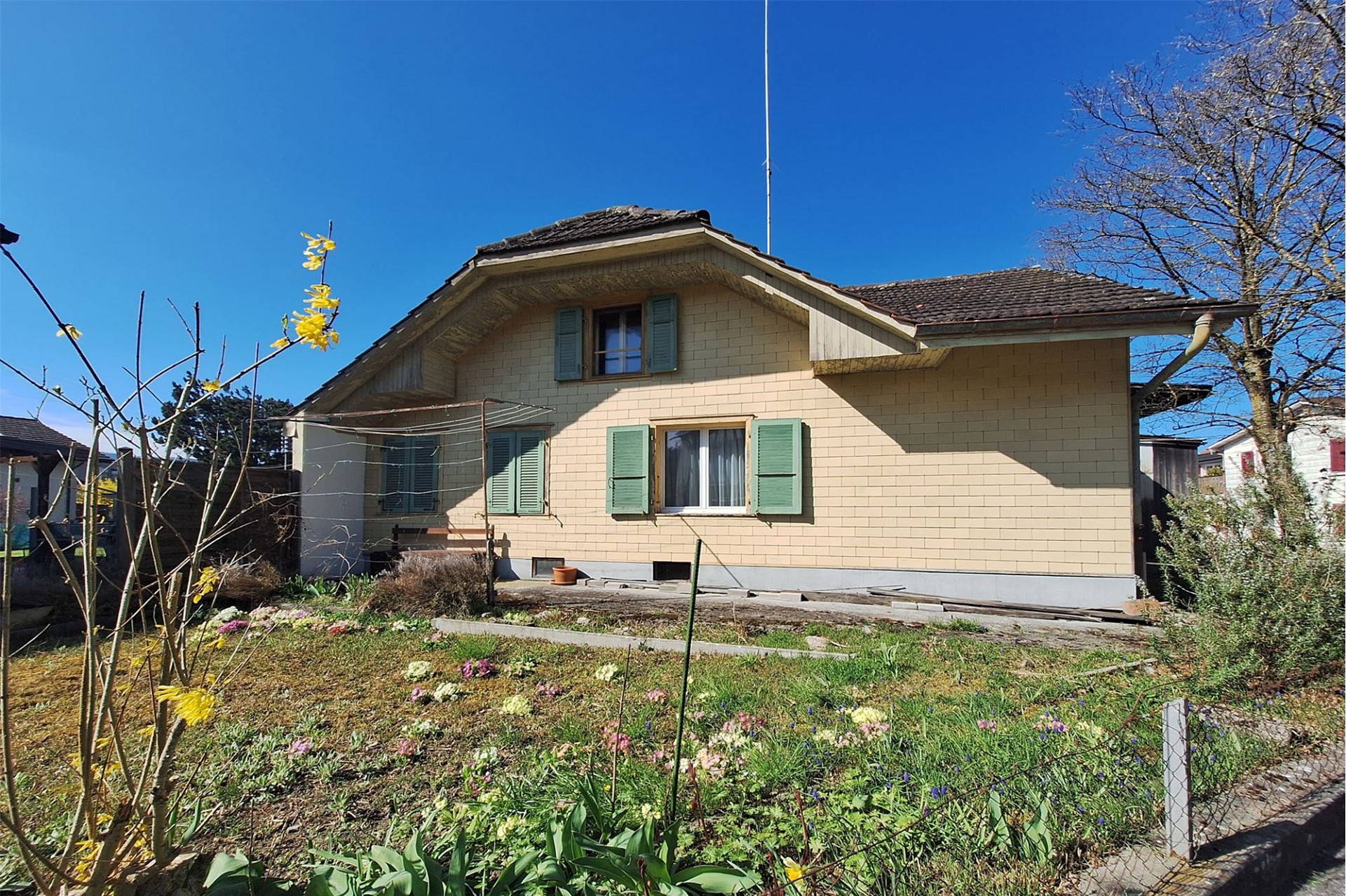 Einfamilienhaus mit Garten