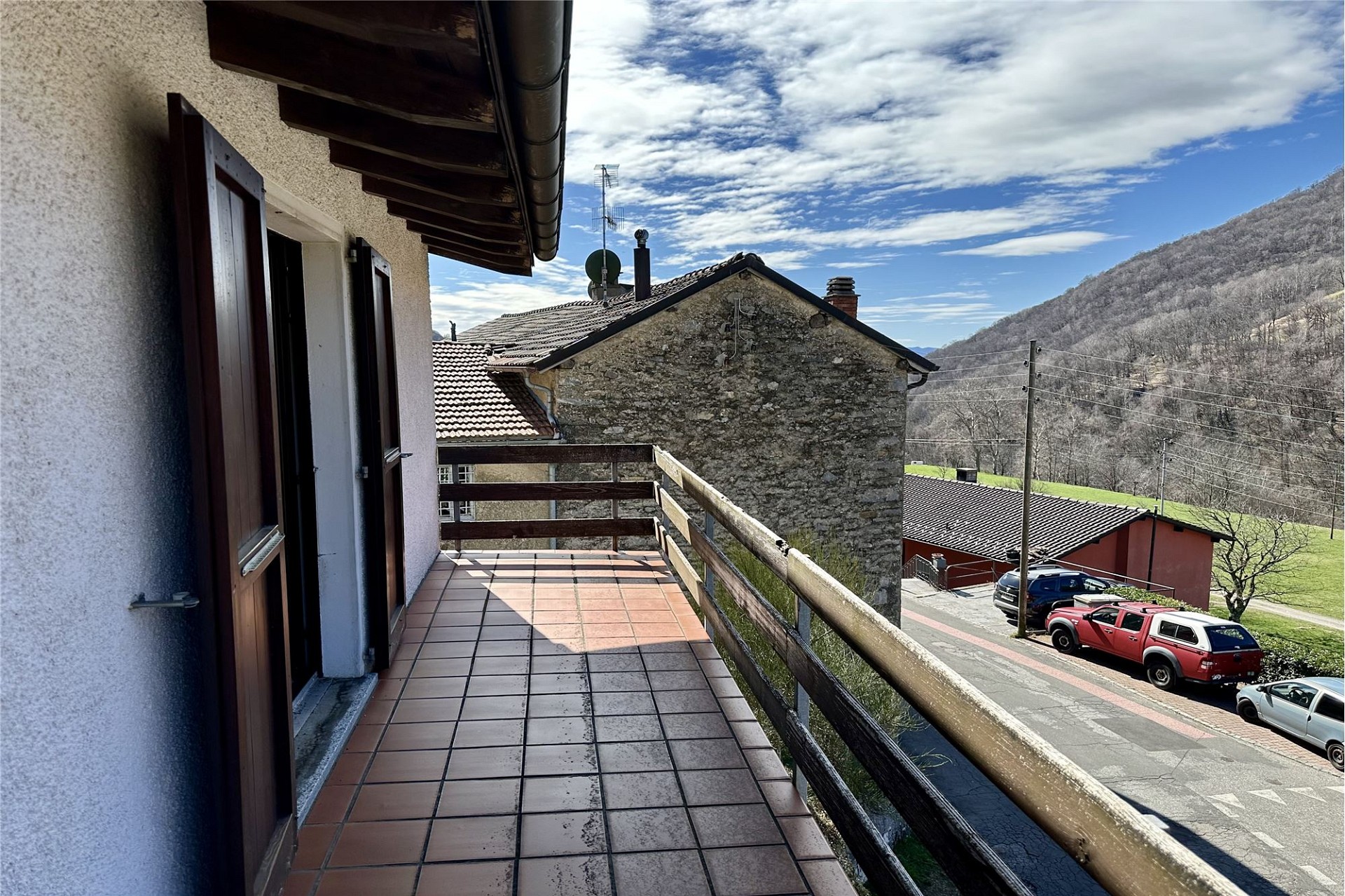 Balkon mit Bergblick