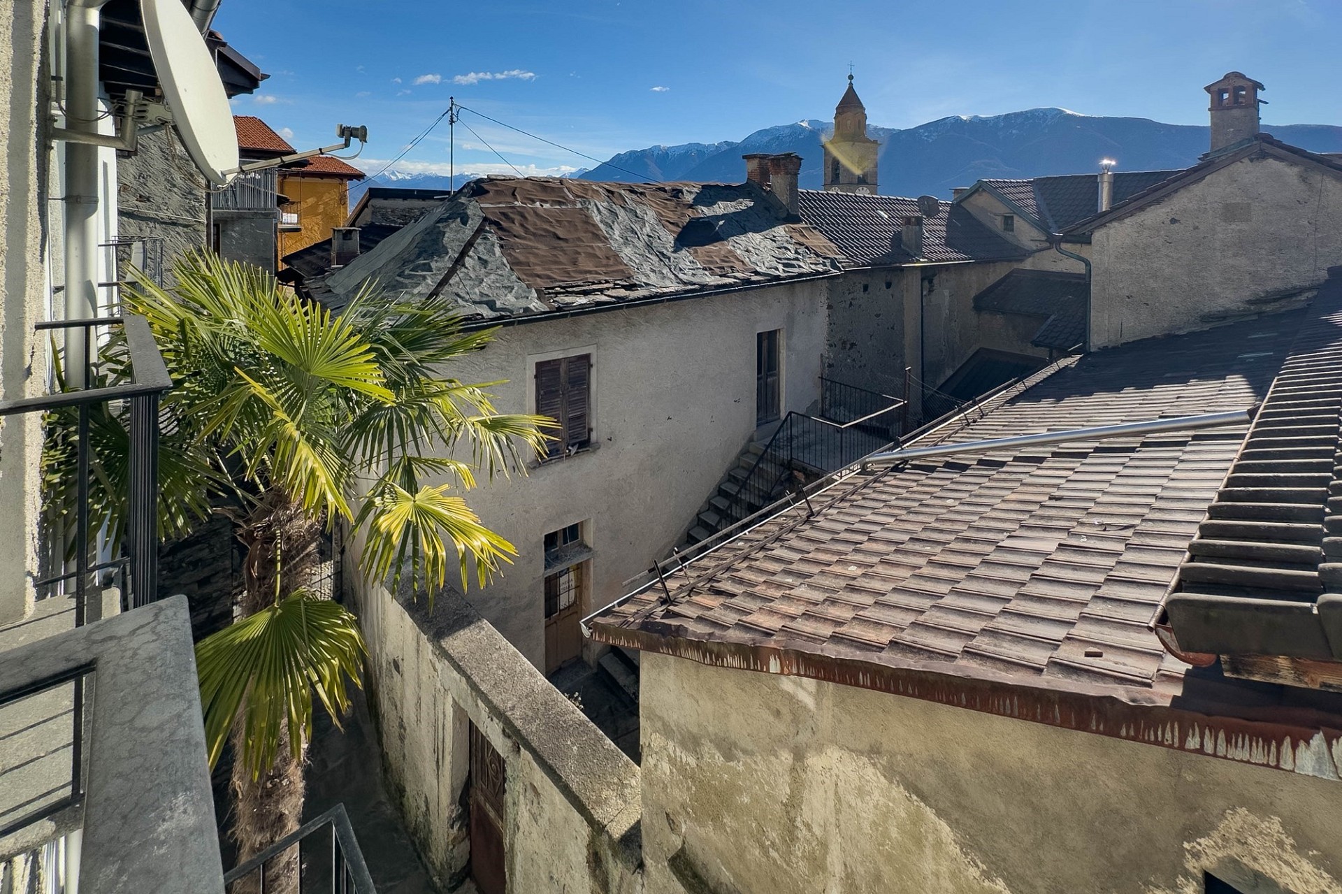 Dachterrasse mit Bergblick