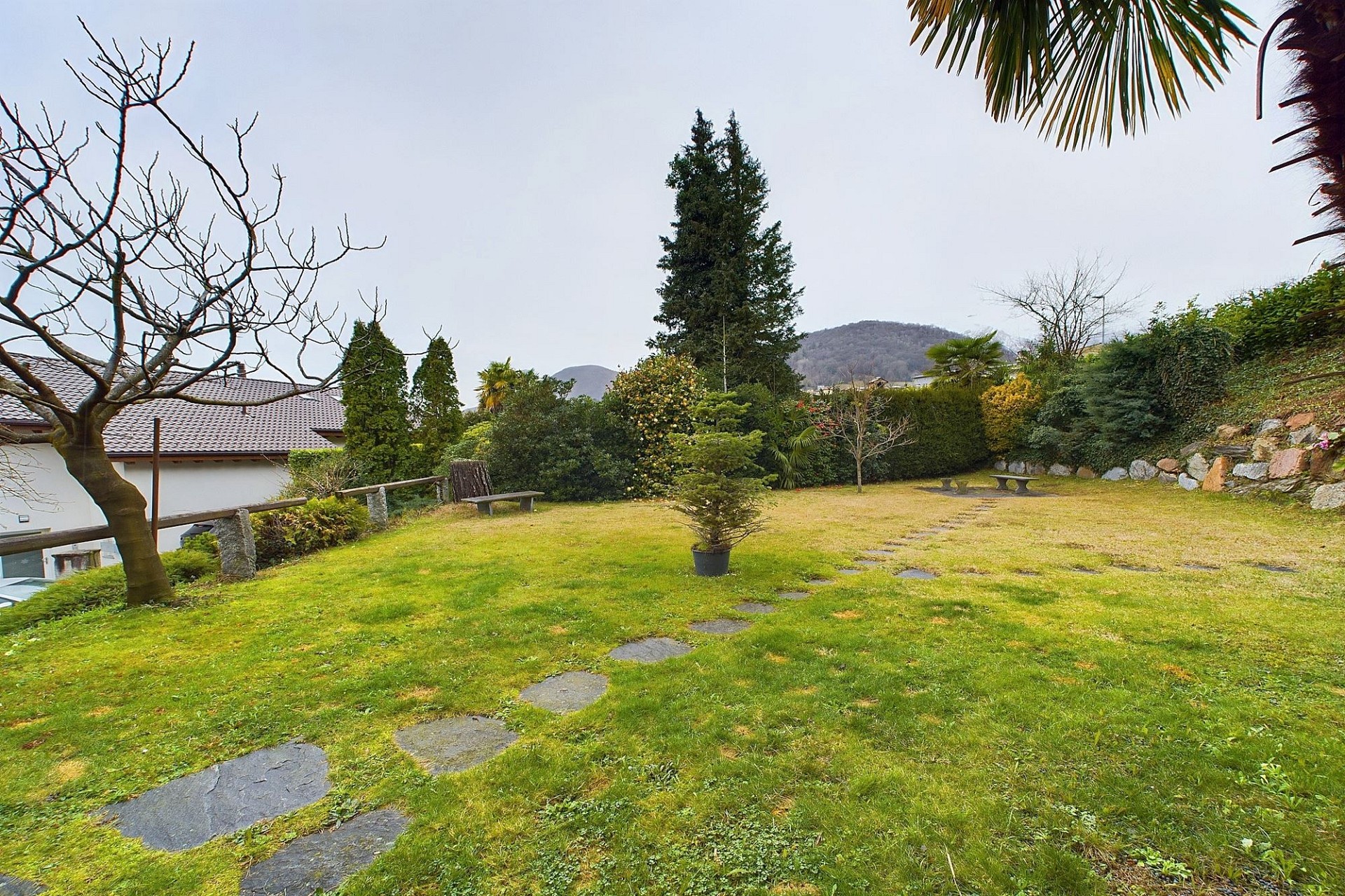 Garten mit Blick ins Grüne