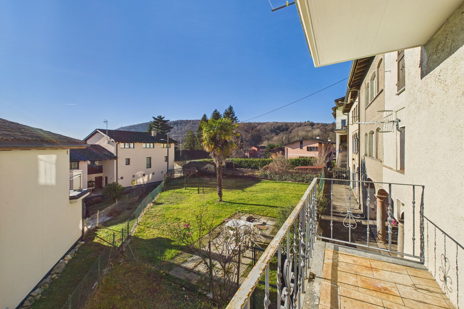 Balkon mit Gartenblick
