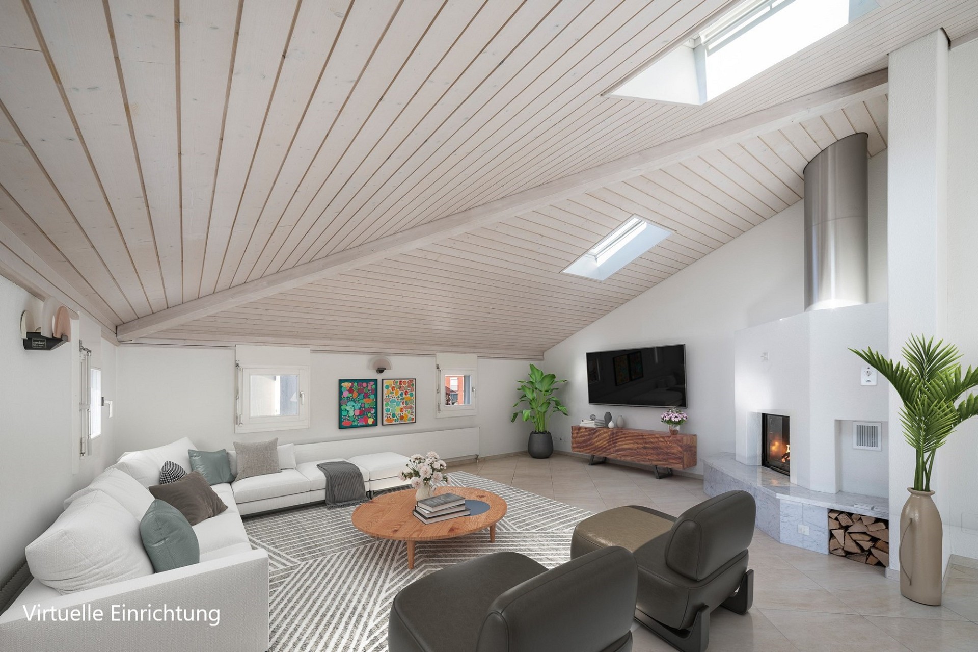 Heller Dachgeschoss-Wohnraum mit Kamin und Galeriecharakter