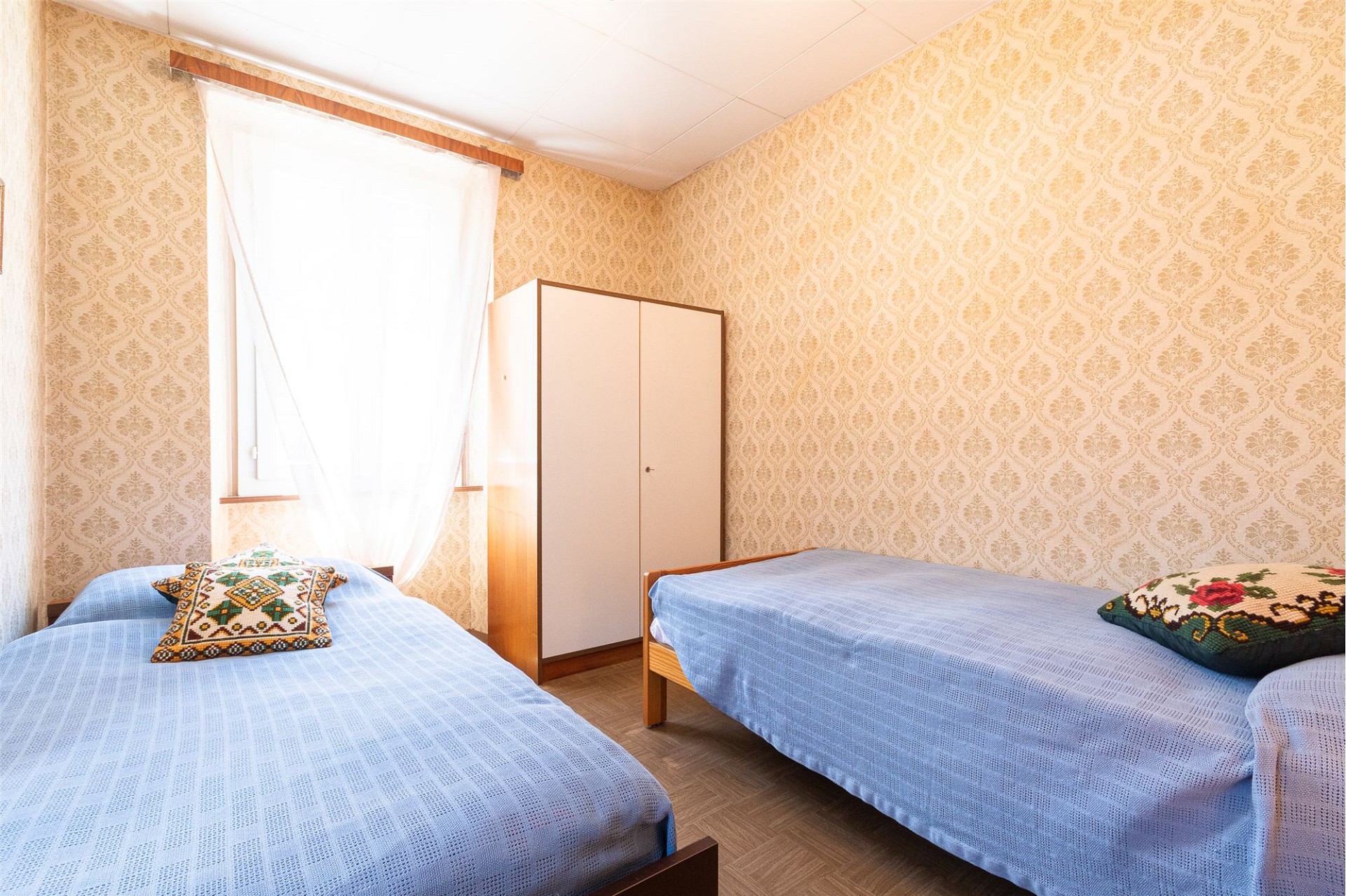 Doppelzimmer mit Einzelbetten