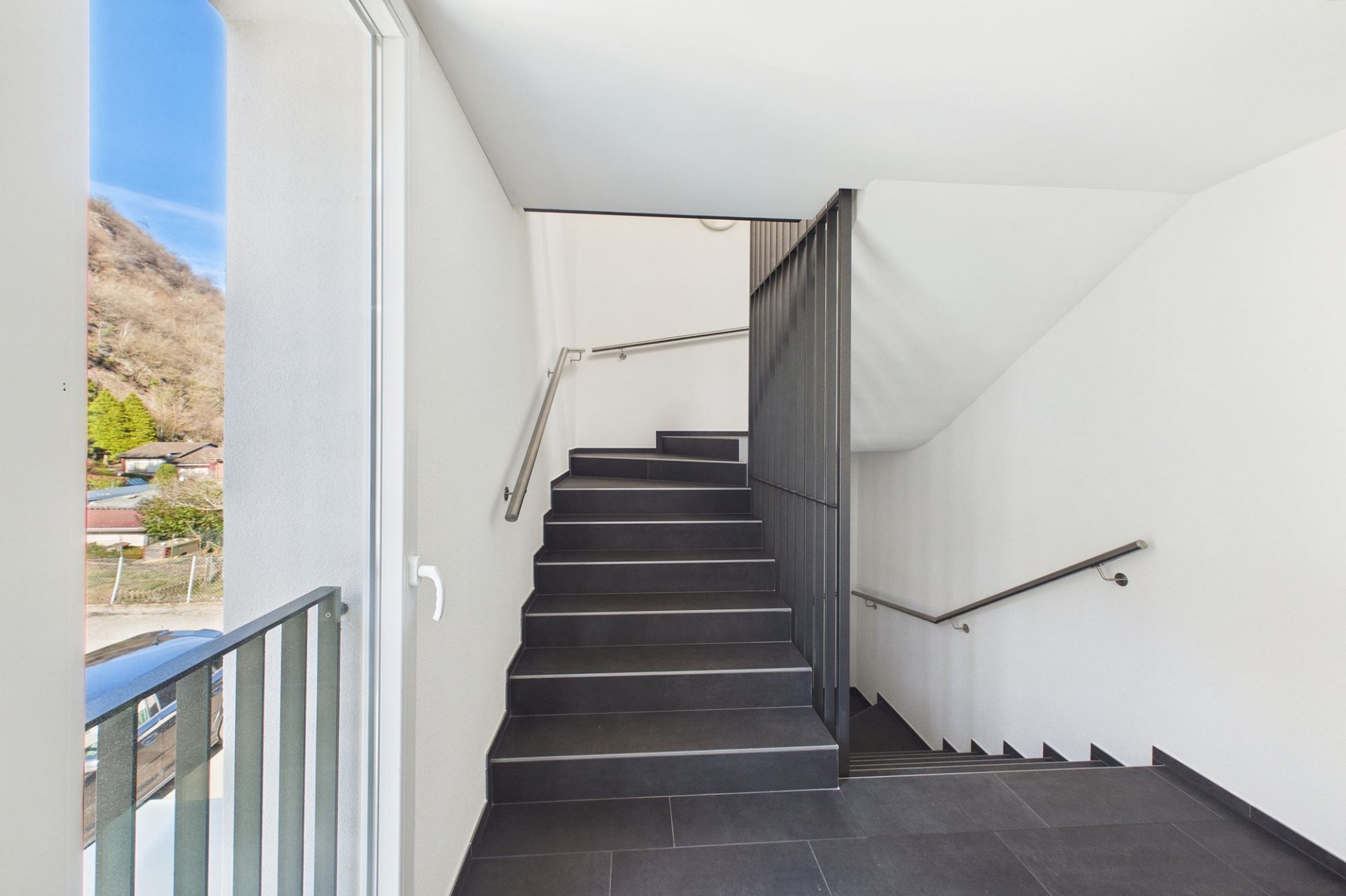 Treppenhaus mit Blick ins Freie