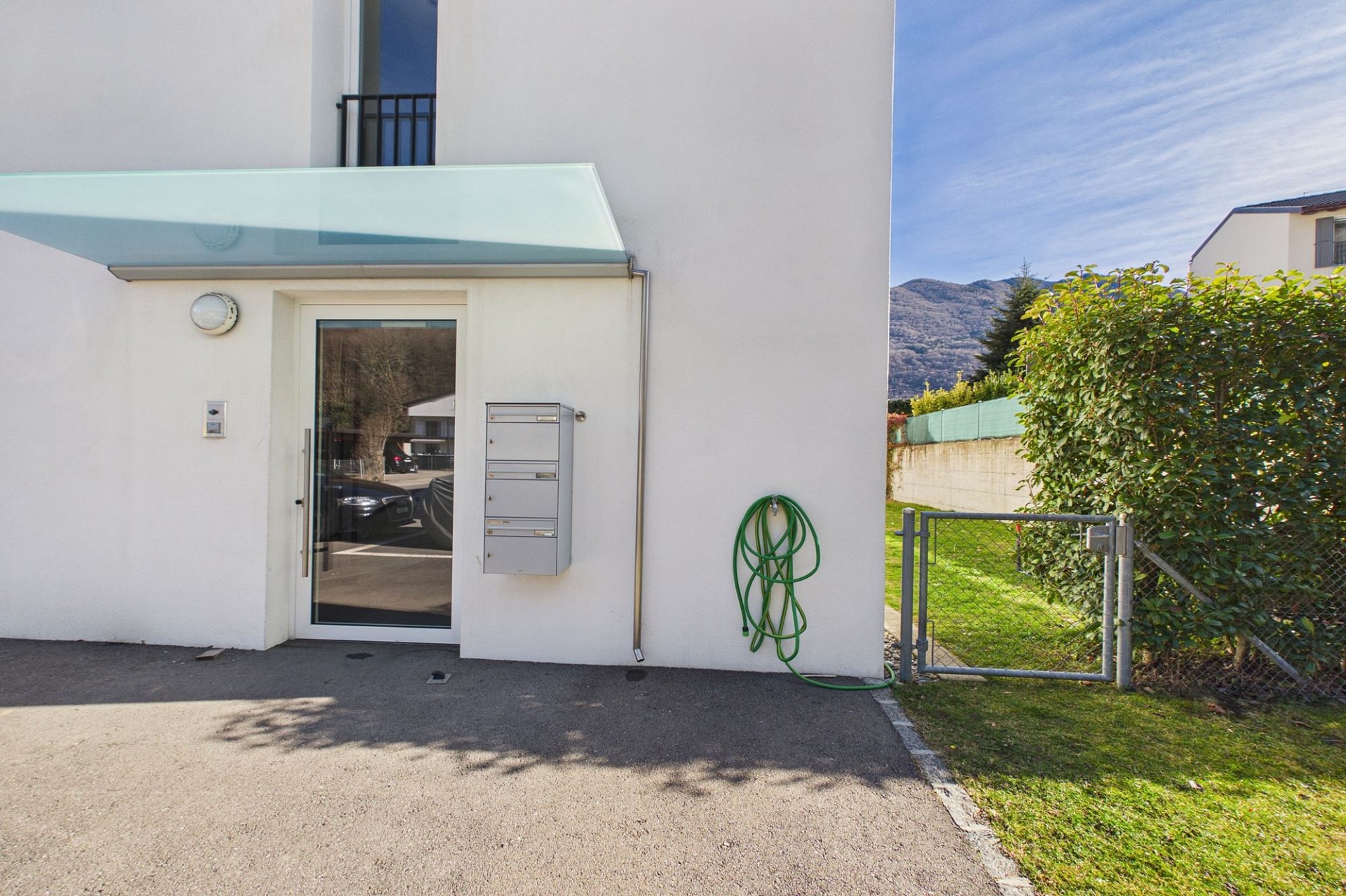 Eingangsbereich eines modernen Hauses